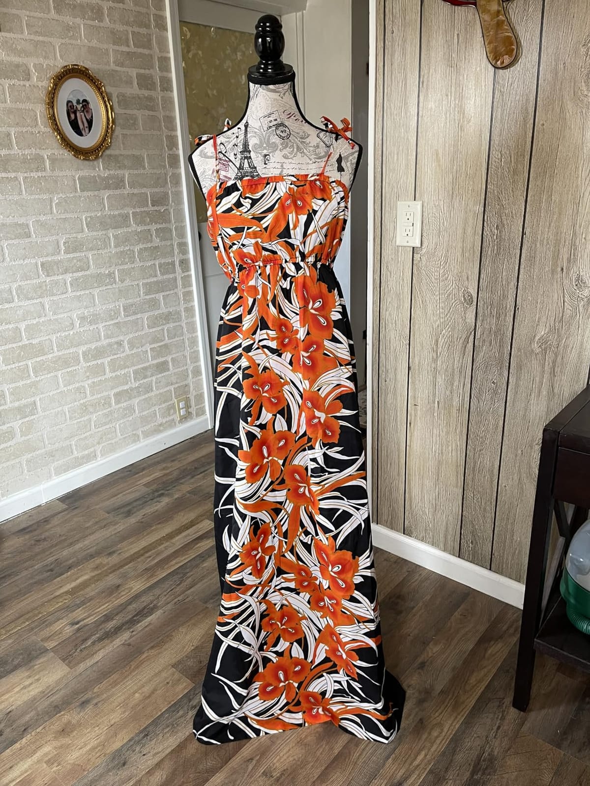 Mannequin - Adjustable Height, Durable Foam and Canvas Construction, Wooden Base, Compact Shoulder Width, Lightweight, Versatile Display for Clothing and Accessories, White customer photo 1