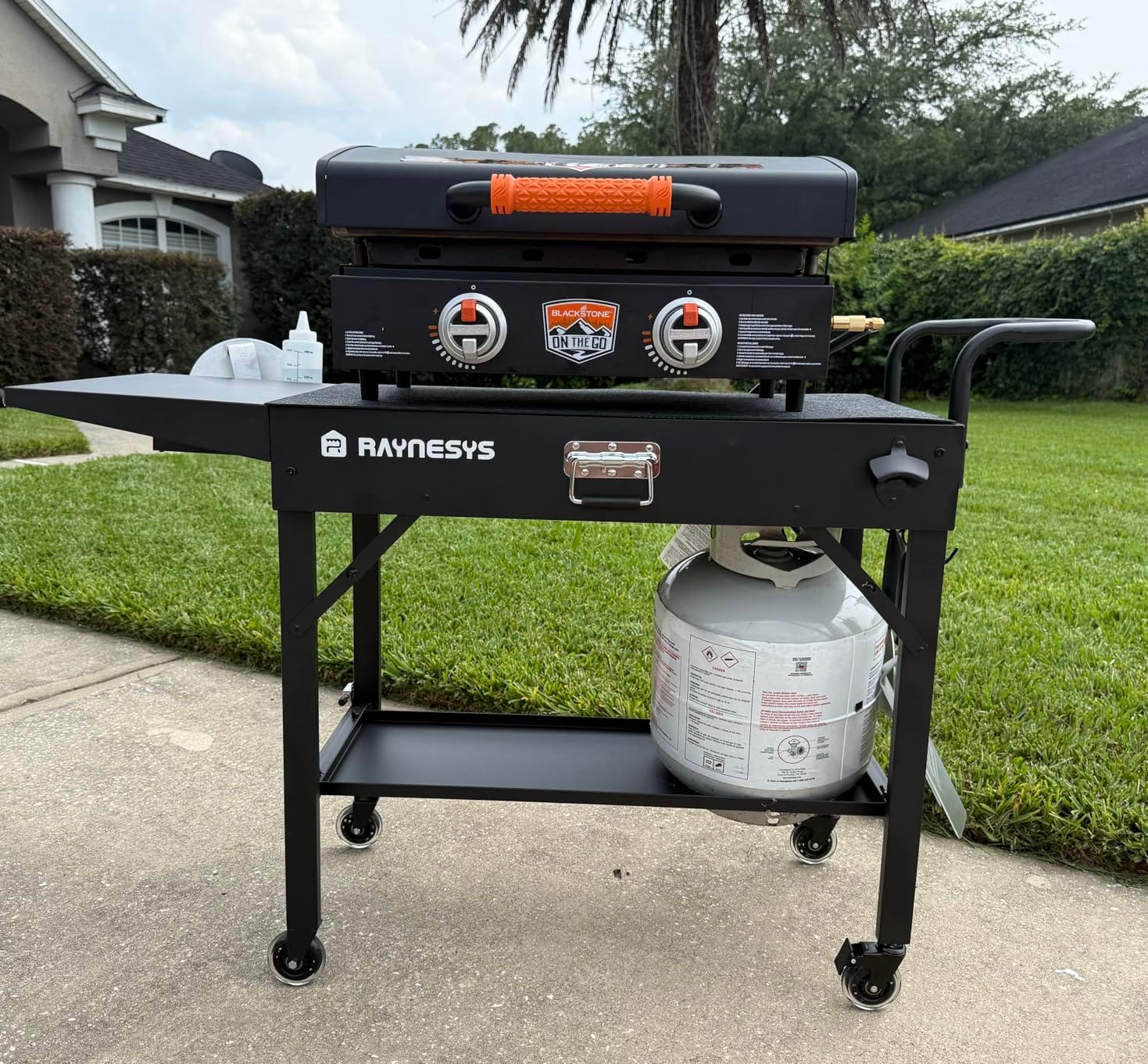 Raynesys 440lbs Outdoor Folding Grill Cart, Blackstone Griddle Stand customer photo 2