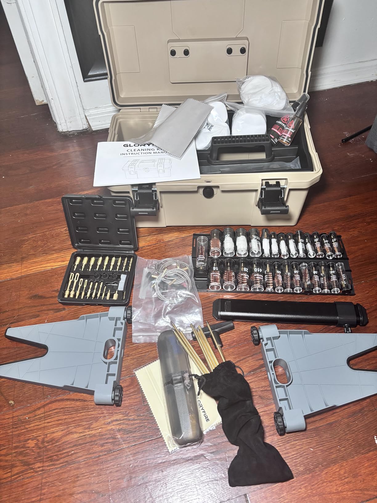 GLORYFIRE Deluxe 378-Pack Universal Gun Cleaning Kit with Mat | Highly Effective Cleaning Solutions, All-Brass Brushes/Jags, Reinforced Rods, Mops, 1oz & 2oz Oil for Hunting and Shooting customer photo 1