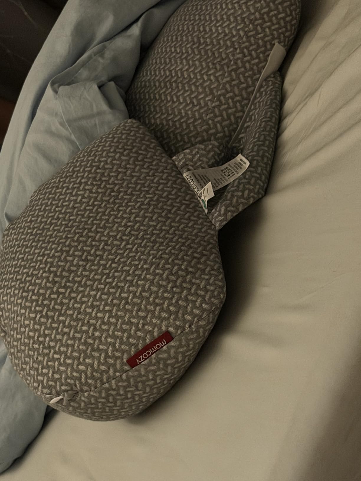 Momcozy Portable Pregnancy Pillow - Adjustable W Shaped Maternity Pillow customer photo 1