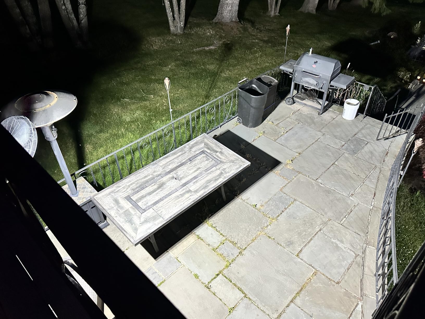 Onforu 90W Flood Lights Outdoor, 10000LM Ultra Bright 4-Head LED Security Light with Switch Control, IP66 Waterproof 6500K Exterior Lights for Yard Garage Patio customer photo 1