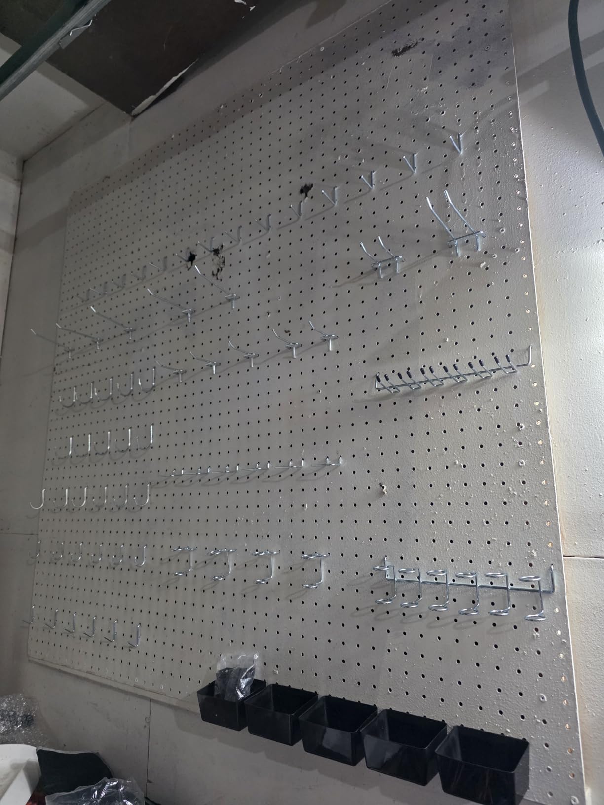 INCLY 120PCS Pegboard Accessories Organizer Kit with Peg Board Hooks & Bins customer photo 1