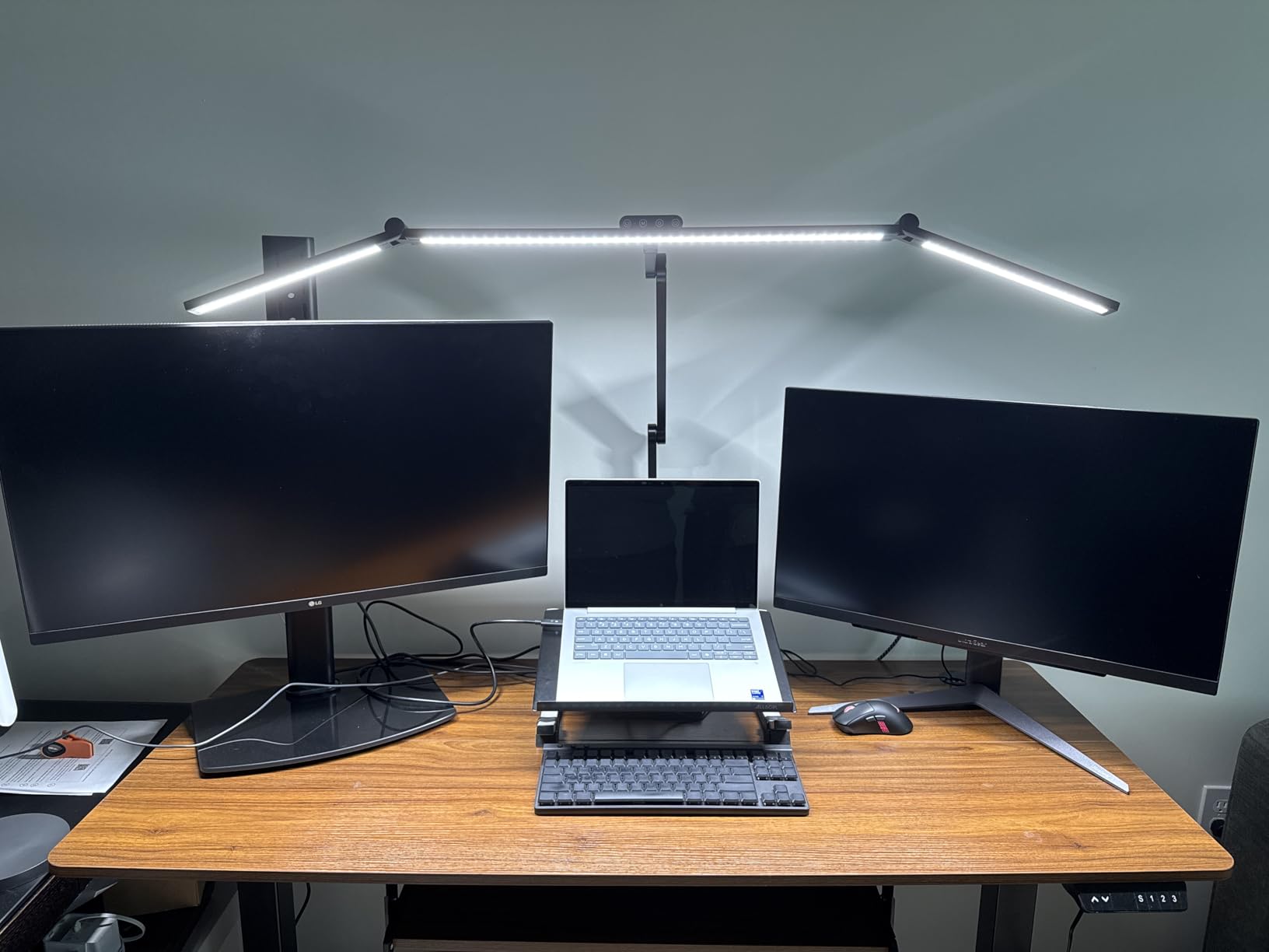 Omorepa 36W 3000LM Ultra Bright Architect Desk Lamp with Base, 47.4Inches Wide Tall Overhead Desk Light for Home Office, Dimmable Table Light with Remote for Desktop Working,Drafting,Reading customer photo 1