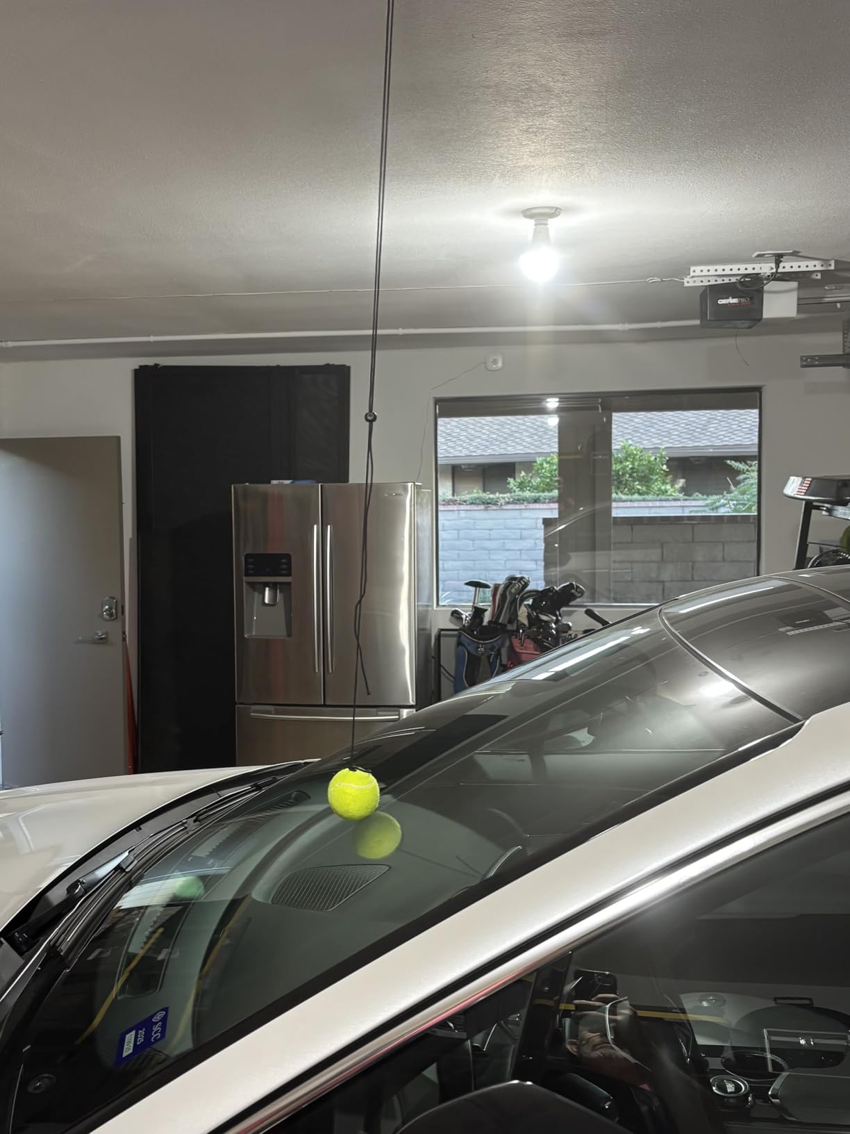 SARDVISA Garage Tennis Ball Parking Aid, Non-Elastic String Parking Guide | Adjustable Buckle, Garage Car Stop Indicator, Easy Ceiling Installation, Resists Stretching for Long-Term Accuracy customer photo 2