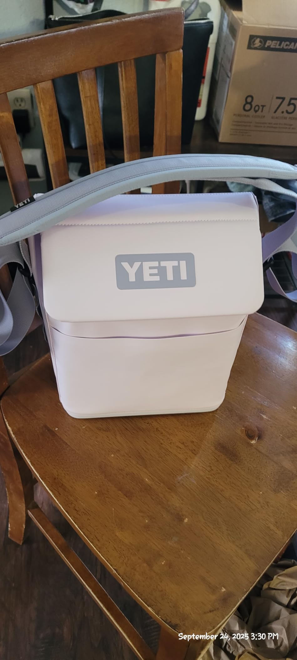 YETI Daytrip Insulated Lunch Bag for Adults - 6L Soft Cooler, Olive | Magnetic Closure, Weather-Resistant, Fold-Flat Storage, Holds 9 Cans, Work or Travel Ready customer photo 2