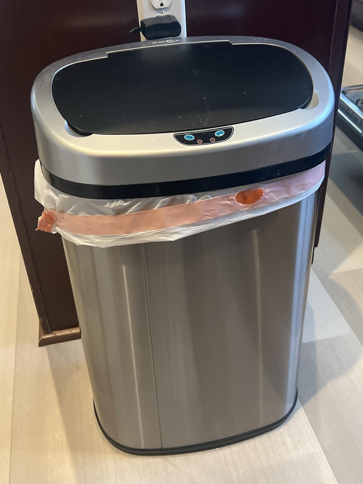 iTouchless Patented Large 24 Gallon Motion Sensor Trash Can | Odor Filter | Extra-Large 91L Stainless Steel Commercial Kitchen Garbage Bin | 1.5-yr Battery Life | AC adapter Jack | For Office, Business customer photo 1