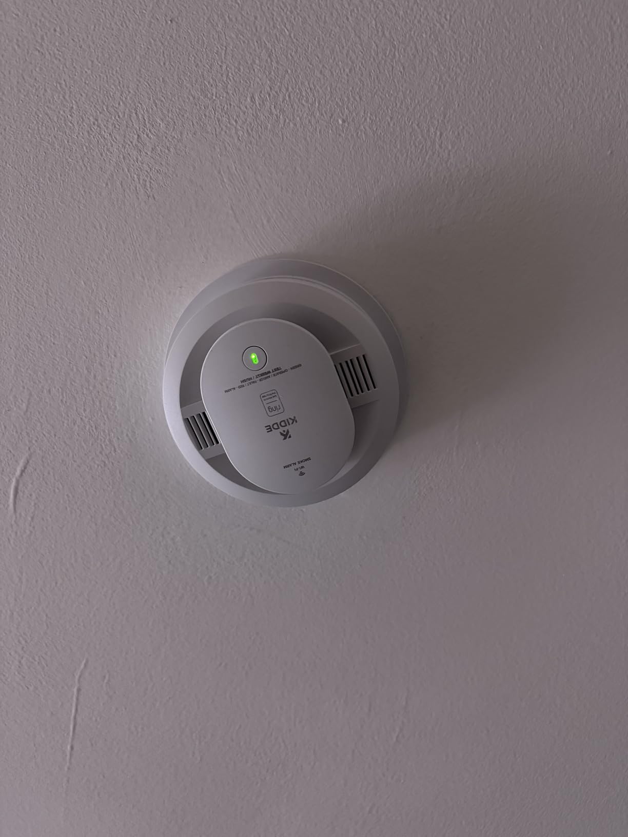 Kidde Smart Smoke Detector with Ring, Hardwire & AA Battery, RGSAR-RW customer photo 1