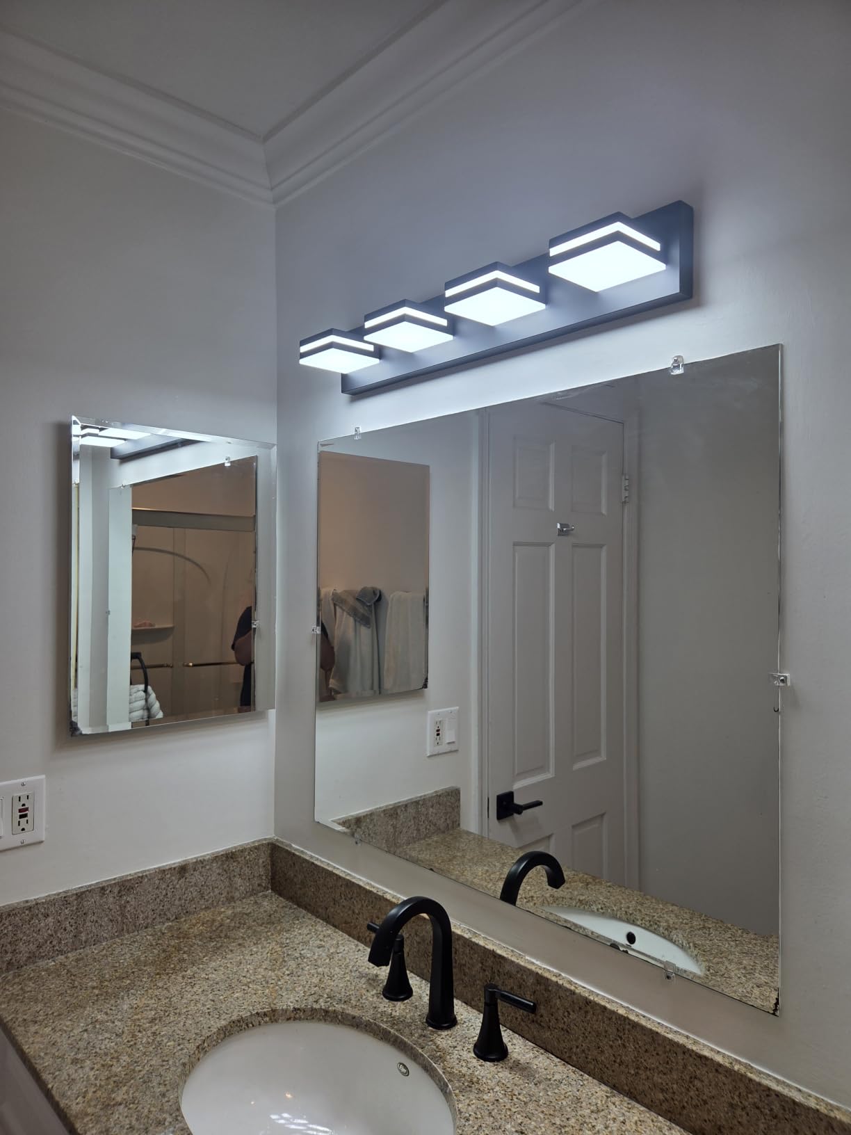 Modern LED Stainless Steel Chrome Acrylic Bathroom Lights Fixtures 3-Light | Wall Lighting, Vanity Lights for Bathroom Over Mirror 6000K 350°Rotate (No Assembly Required) customer photo 1