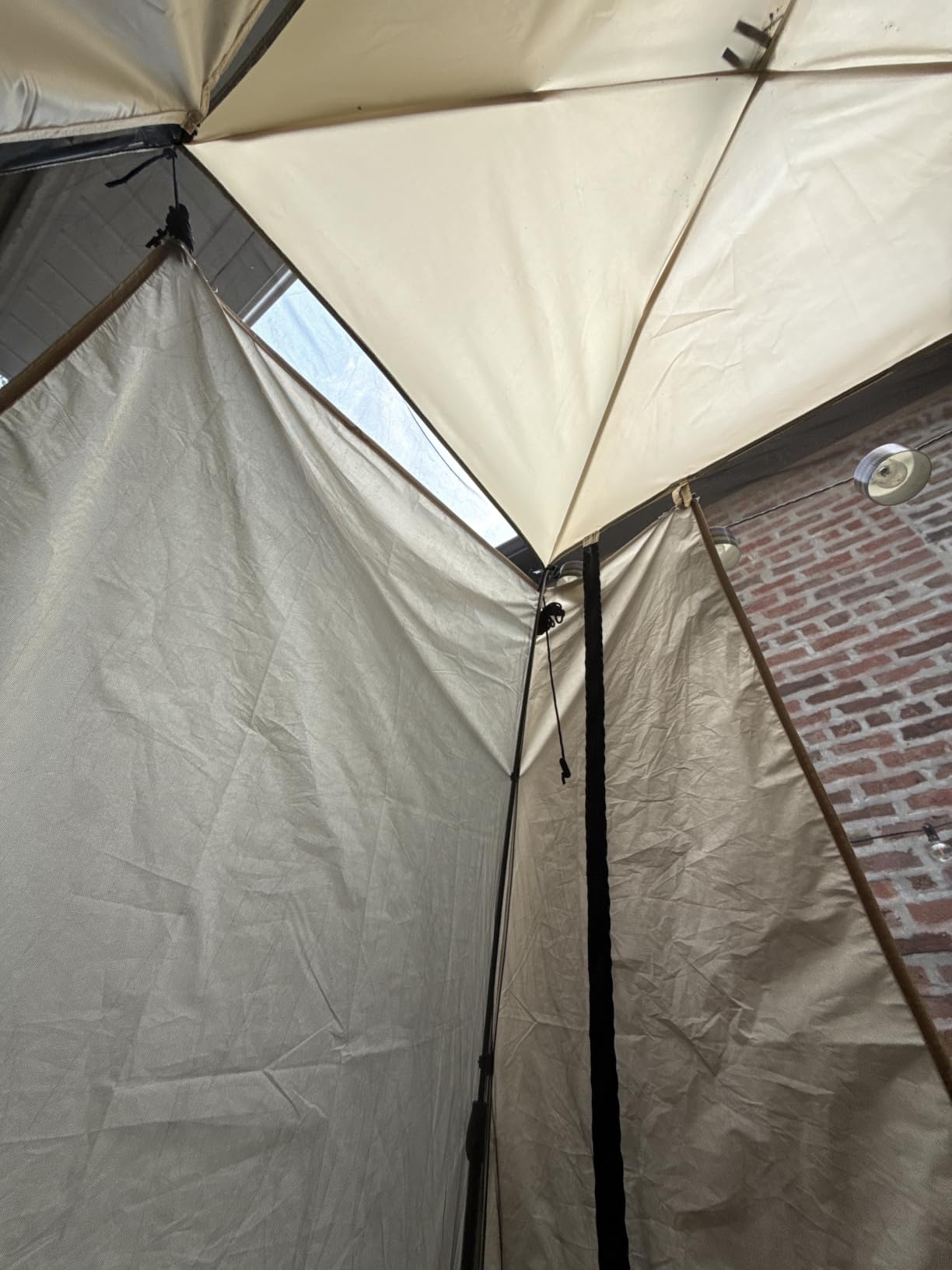 Alvantor Screen House Gazebo, 2-4 Person Pop Up Screen Tent, Instant Screen Room with Carry Bag, Outdoor Mosquito Tent Camping, Sun Shade Shelter for Patio, Garden, Backyard, Deck 7 x 4 x 7 FT customer photo 2
