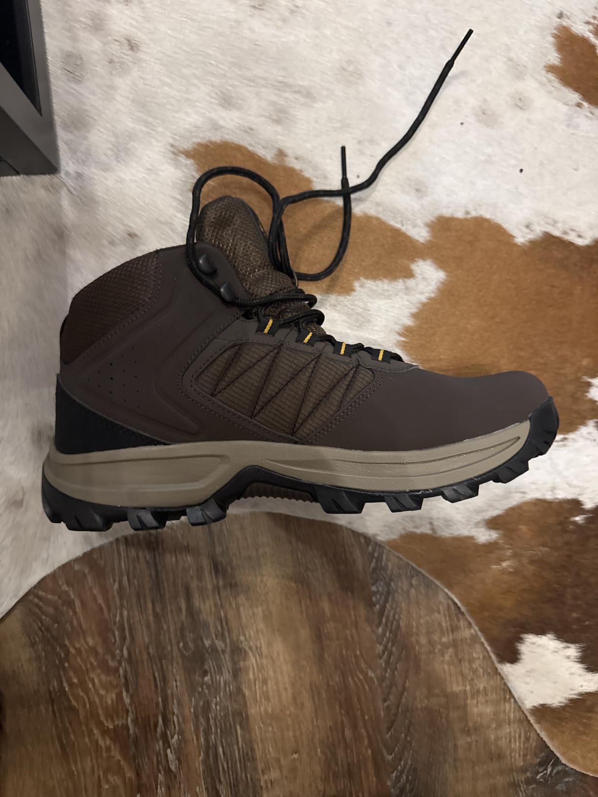 Columbia Men's Transverse Hike Waterproof customer photo 2