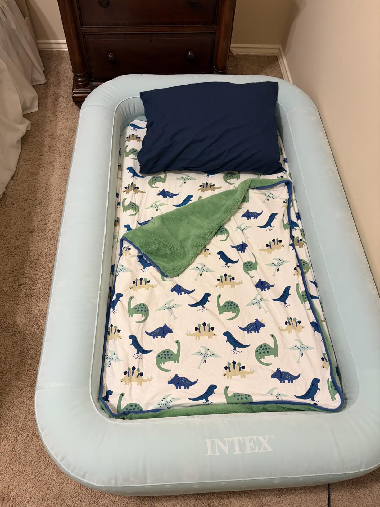 Intex 66811EP Inflatable Kidz Travel Bed Set, Includes Hand Pump and Carry Bag, Removable Mattress, Quick Inflation, Indoor Use, 42in x 66in x 10in, Beige Color with Star Print Frame customer photo 2