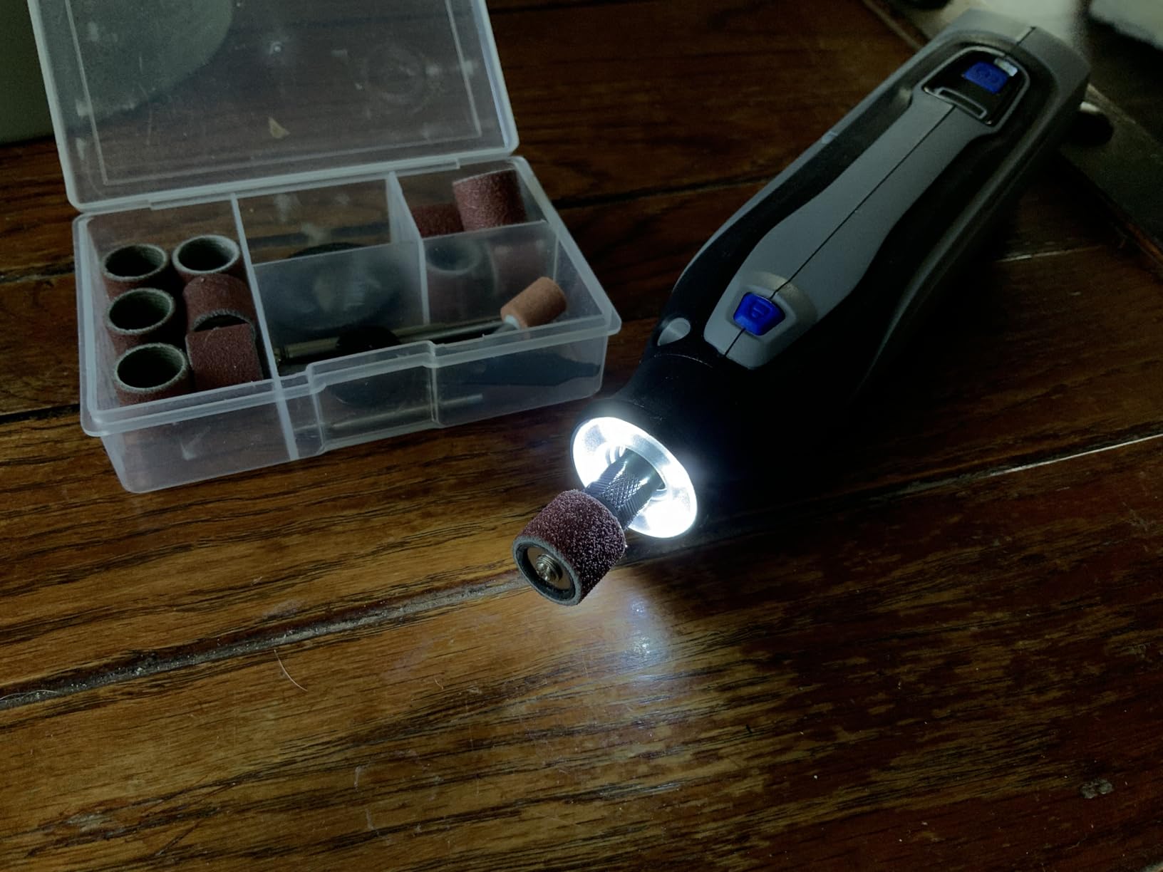 Dremel 8150 8V Cordless Rotary Tool Kit w/LED Nose Cap and 20 Accessories customer photo 2