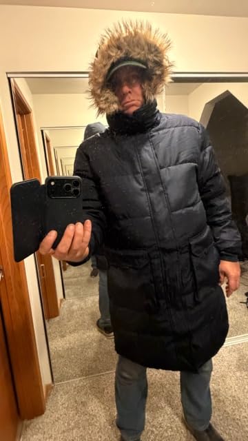 UIQUR Mens Extra Long Winter Jacket Puffer Winter Coats Thicken Warm Insulated Water Resistant Parka customer photo 2