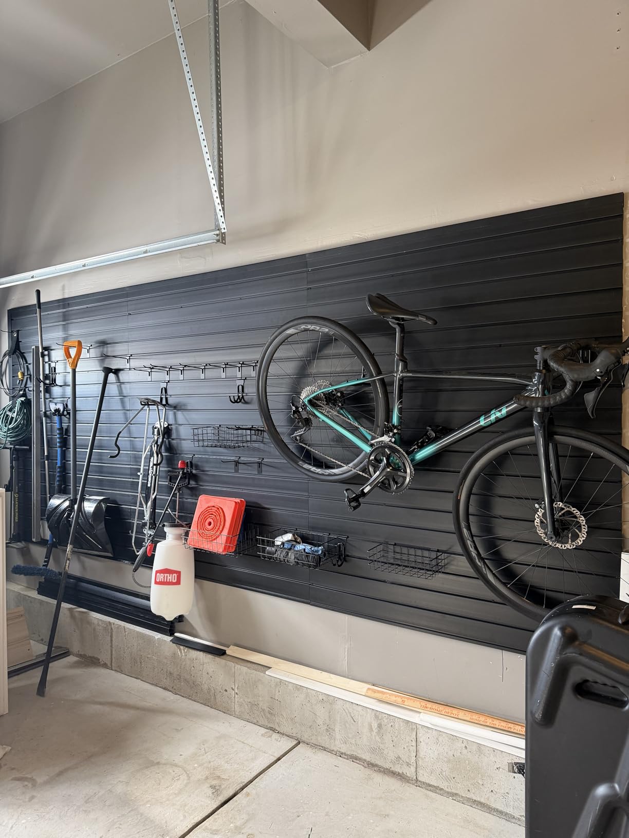 PVC Slatwall Panels, 4 ft x 8 ft Garage Wall Storage Systems, Black customer photo 1