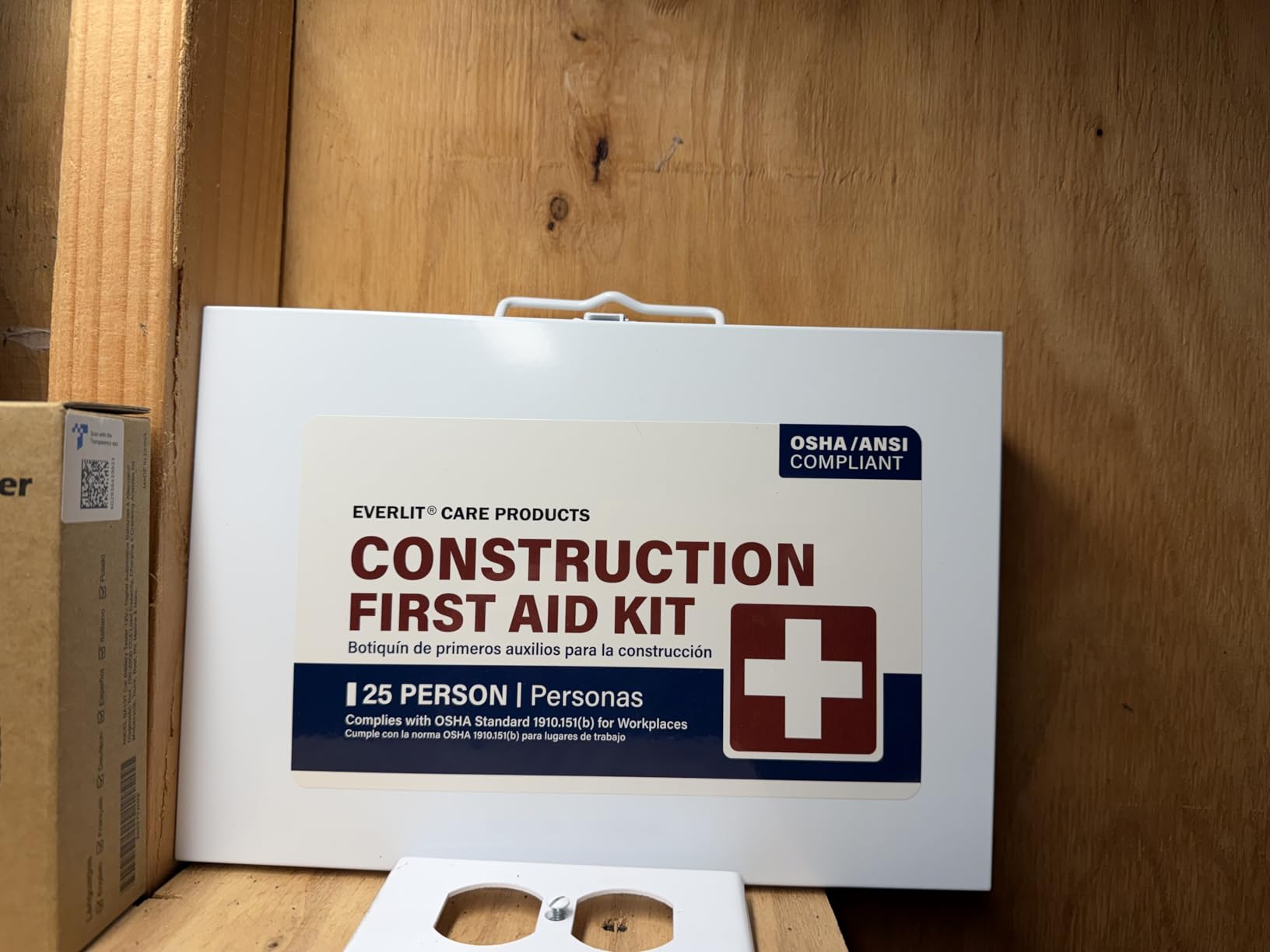 EVERLIT 185 Pcs Metal First Aid Kit for Contractors, Construction Site, OSHA Compliant, Workshop, Business, Commercial Truck Vehicle DOT, Wall Mount Box, All-Purpose customer photo 1