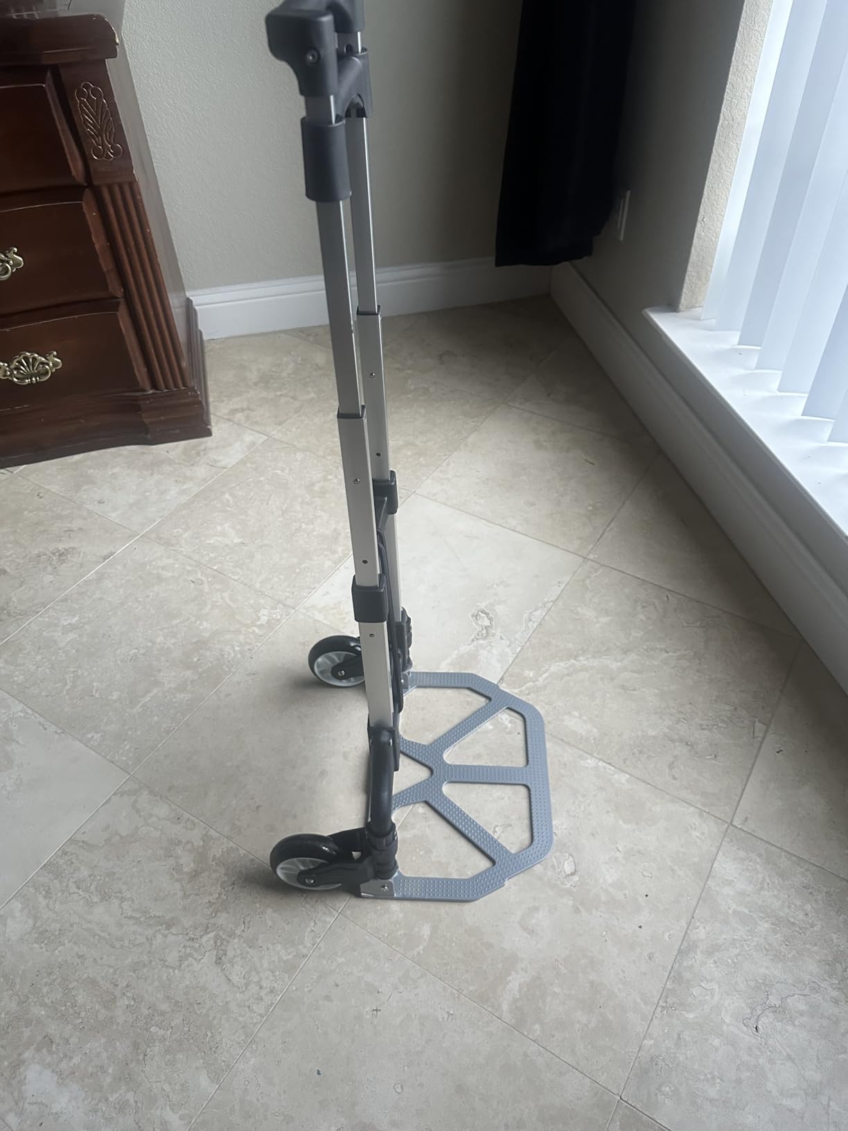Stair Climbing Cart, 220 LBS Aluminum Stair Climber Dolly, Heavy Duty Folding Hand Truck Dolly with 6 Wheels, Telescoping Handle and Elastic Rope for Home, Moving, Groceries, Warehouse customer photo 2