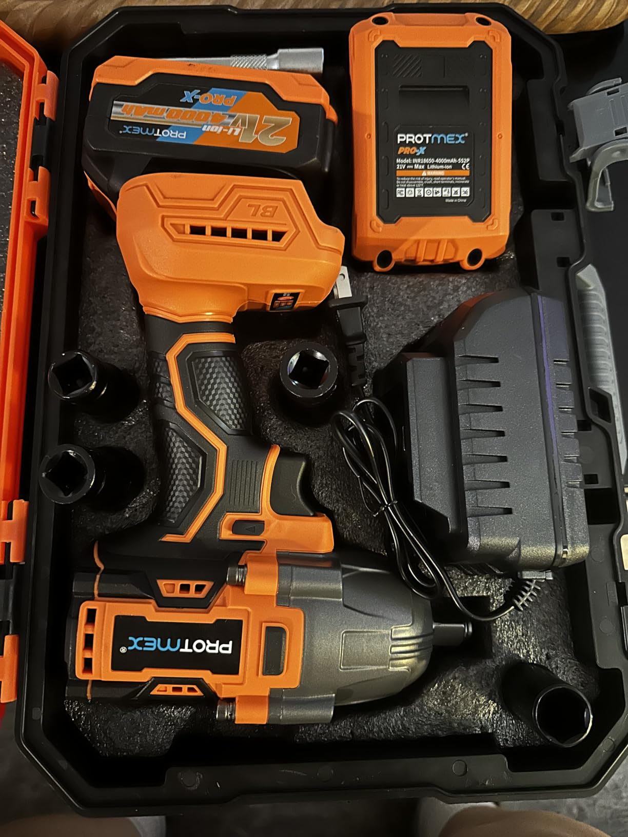 Protmex 900Ft-lbs (1200N.m) Impact Wrench, 1/2