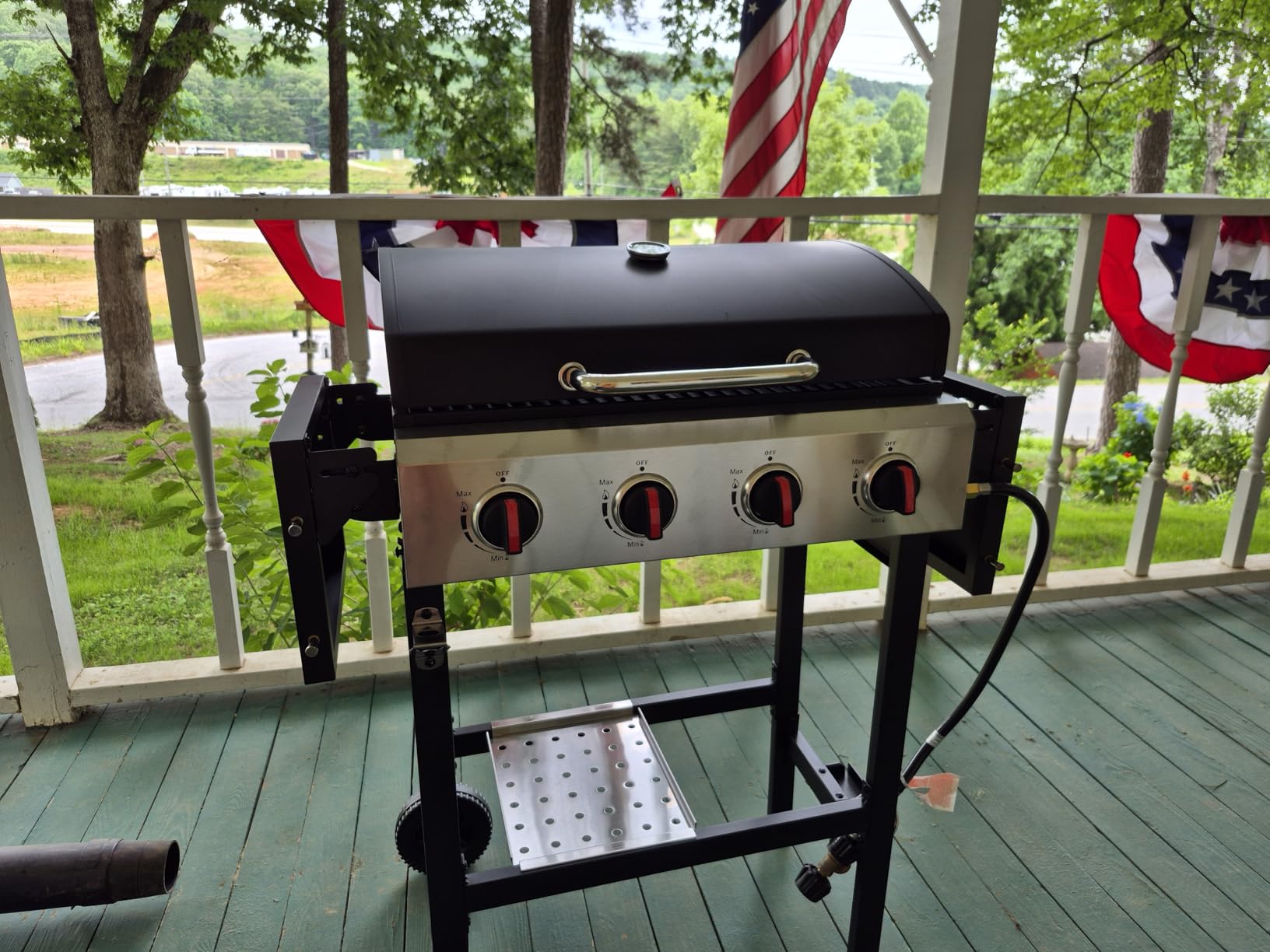 4 Burner Propane Gas Grill, Portable BBQ Grill with Cast Iron Grate & Griddle Pan, Folding Side Table for Camping Backyard, 40000 BTU Easy-Clean Outdoor Cooking customer photo 1