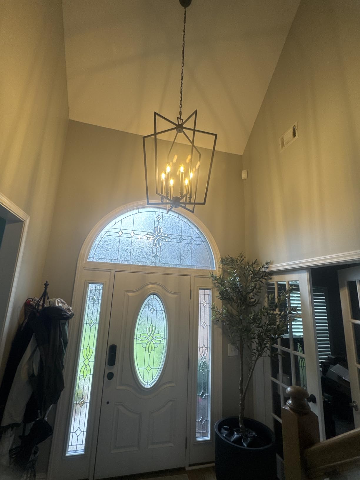 Vezzio Modern Large Black Lantern Foyer Entryway Chandelier | D30 Inch 12-Light Modern Industrial Pendant Light for High Ceiling, Dining Room, Kitchen Island, Hallway, Staircase customer photo 1