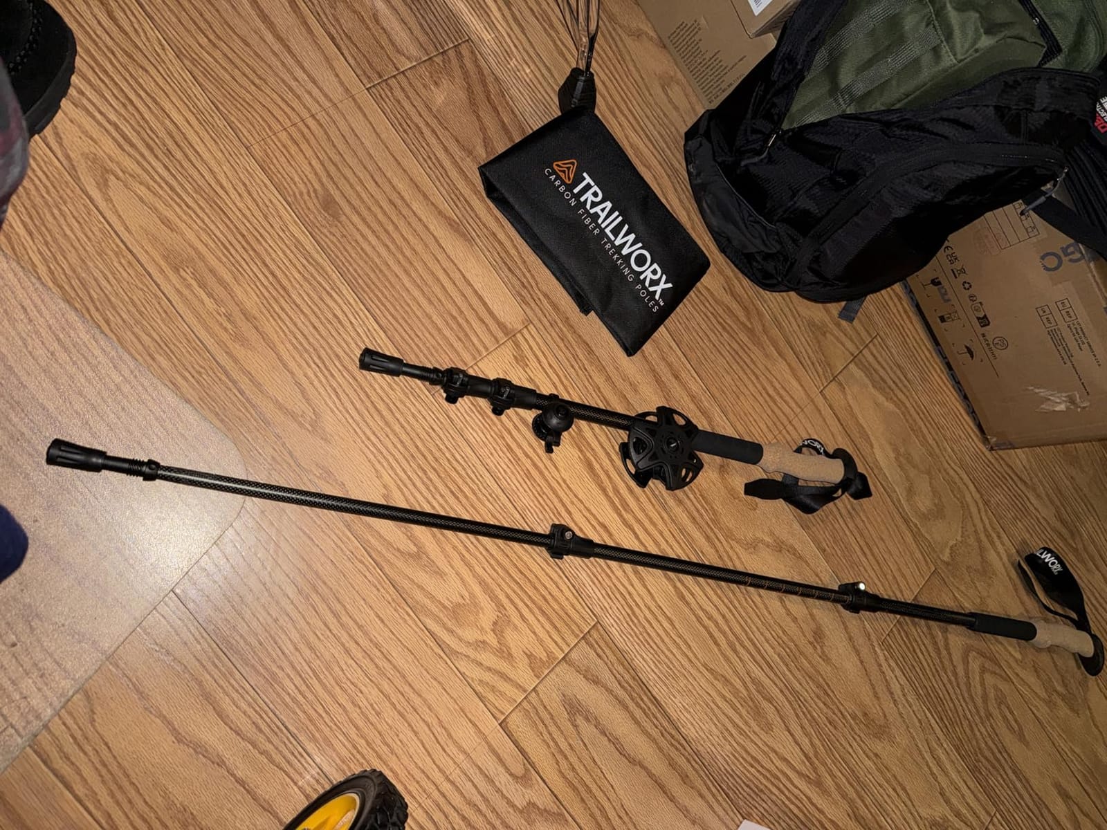 3K Carbon Fiber Hiking & Trekking Poles, Collapsible Lightweight | Contoured Cork Grips, Tungsten Carbide Tips, Set of 2, 7.7 oz Each, 24.5-54in Adjustable, Snow & Mud Baskets customer photo 1
