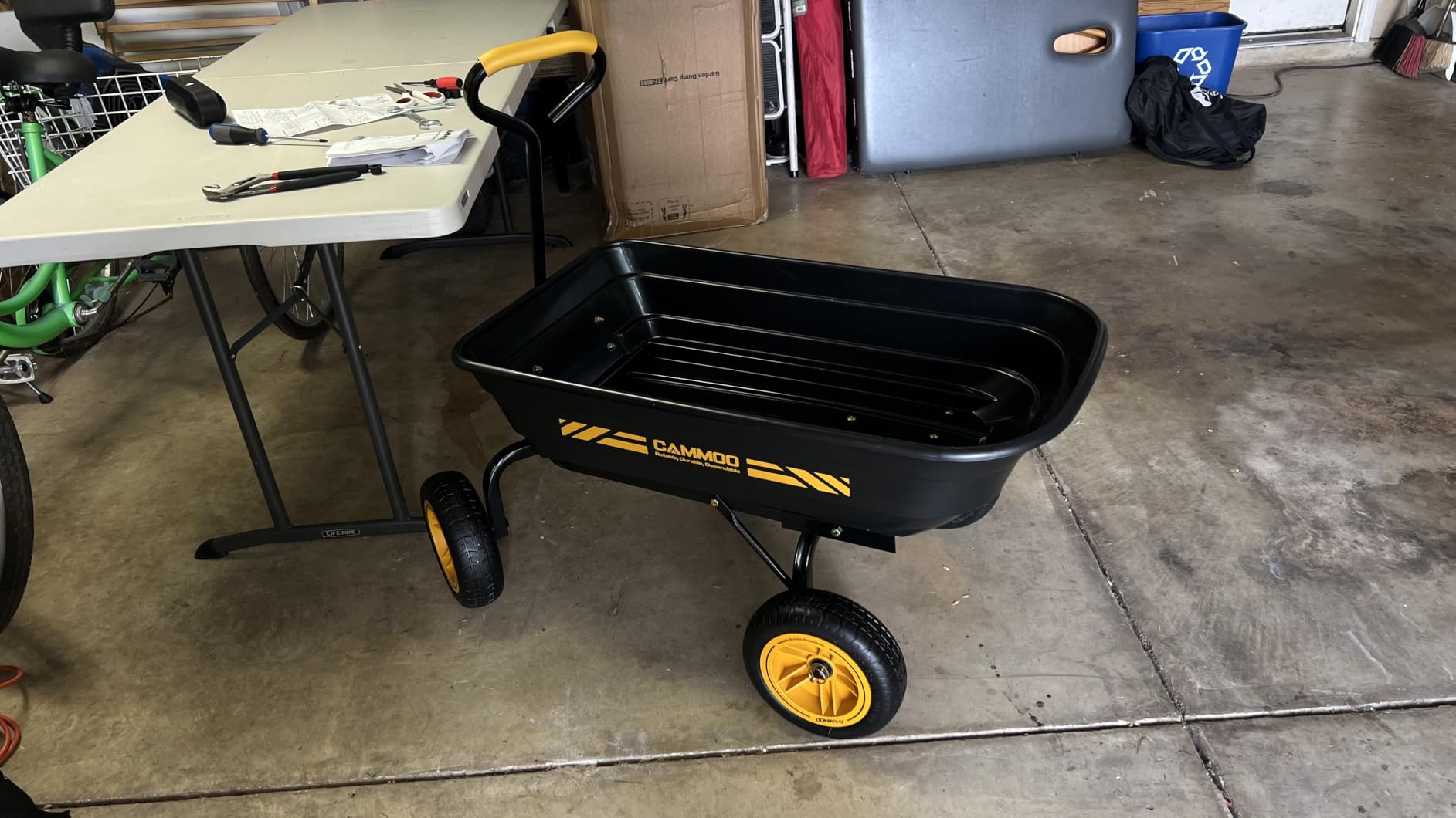 CAMMOO 10-in NO-Flat Tires 600lb Garden Dump Cart 4 Cu.Ft. Wheelbarrow Black | Garden Wagon Quick-Release Dumping Garden Cart Virgin Polypropylene - Not Recycled Material for Landscaping Gardening customer photo 1