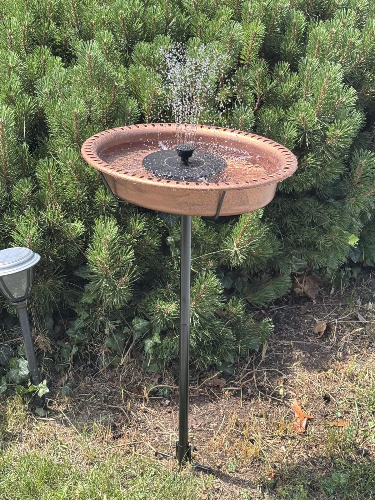 VIVOHOME Oval Bird Bath with Solar Fountain and Metal Ground Stake, Green | Solar-Powered Pump, Weather-Resistant ABS, 1.3-Gallon Capacity, for Outdoor/Garden, Bird-Friendly, Easy to Clean customer photo 2