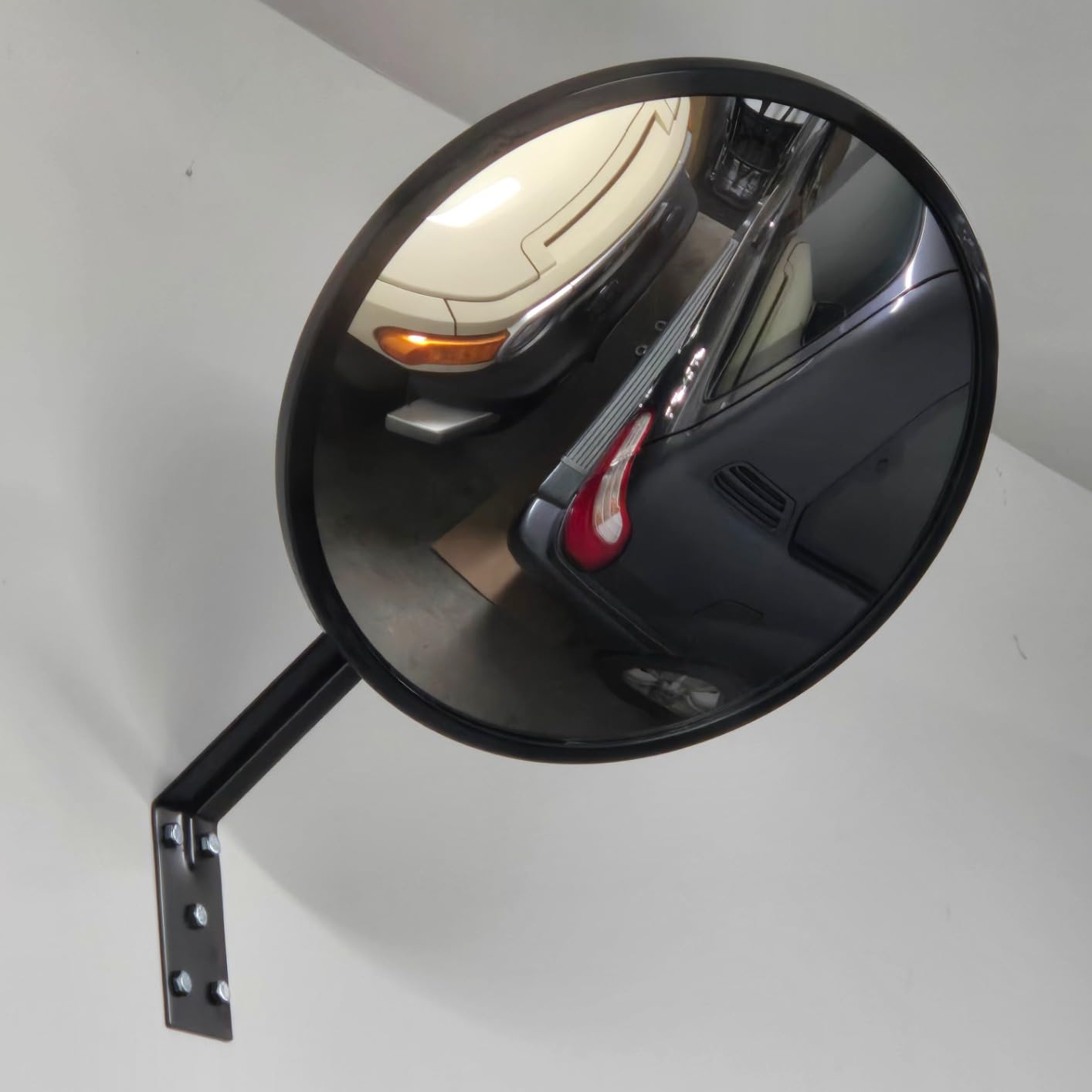 24 Inch Convex Mirror With Rain Shield For Driveway customer photo 2