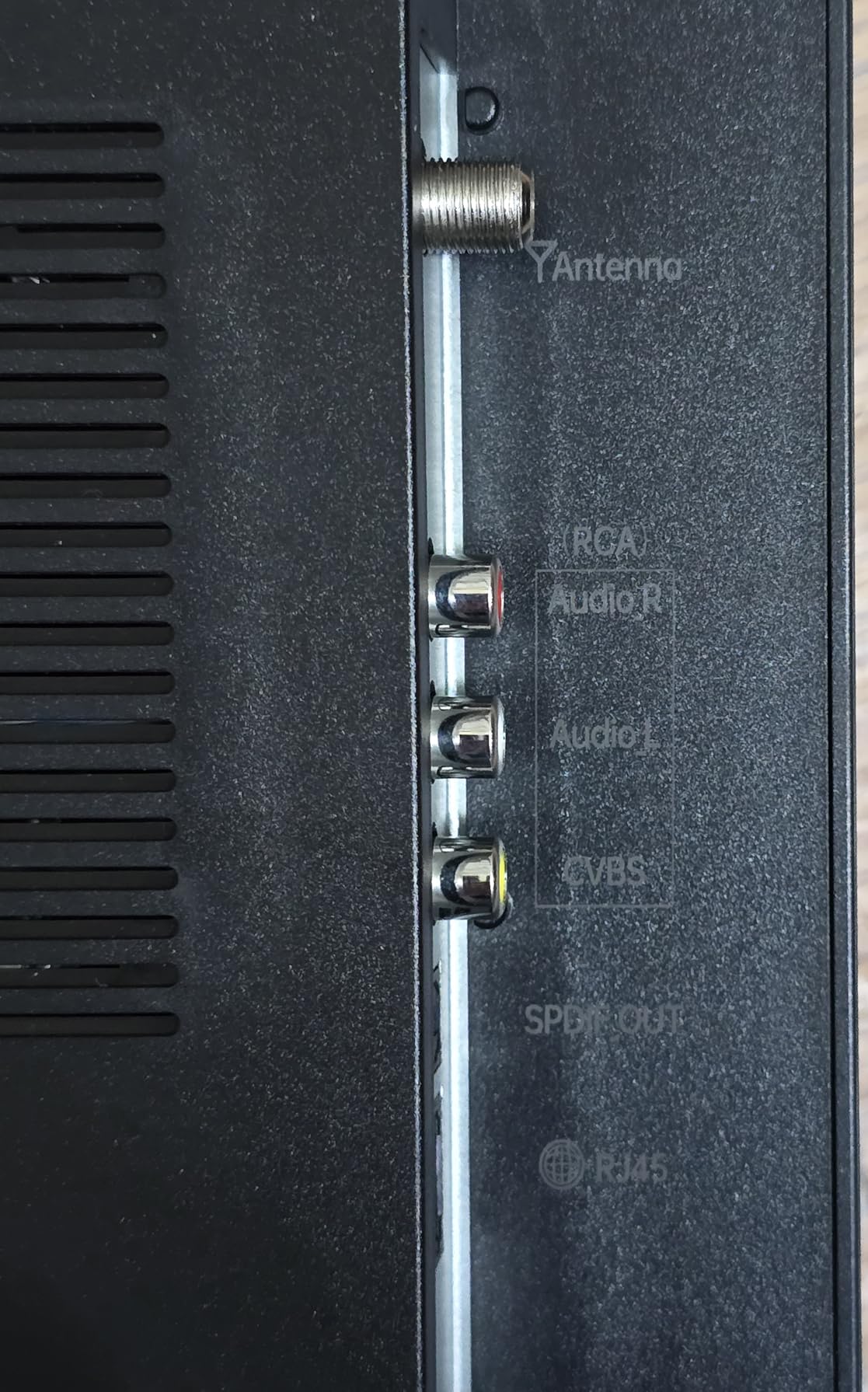 Feihe 15.6 Inch Small Smart TV - Full HD 1080p Compact Flat Screen Smart Television with Wi/Fi, Bluetooth, Voice Remote for Kitchen, Bedroom, RV customer photo 1