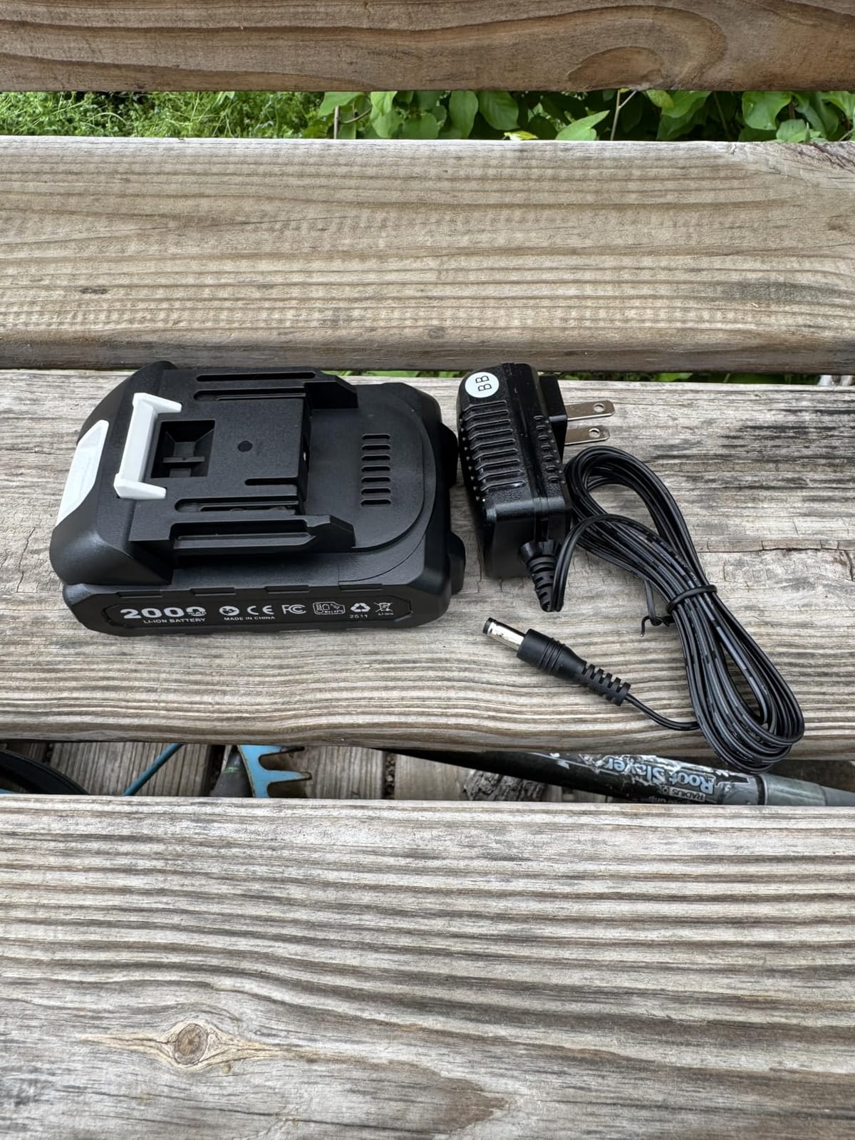 Seesii 2-in-1 20V Cordless Hedge Trimmer 12