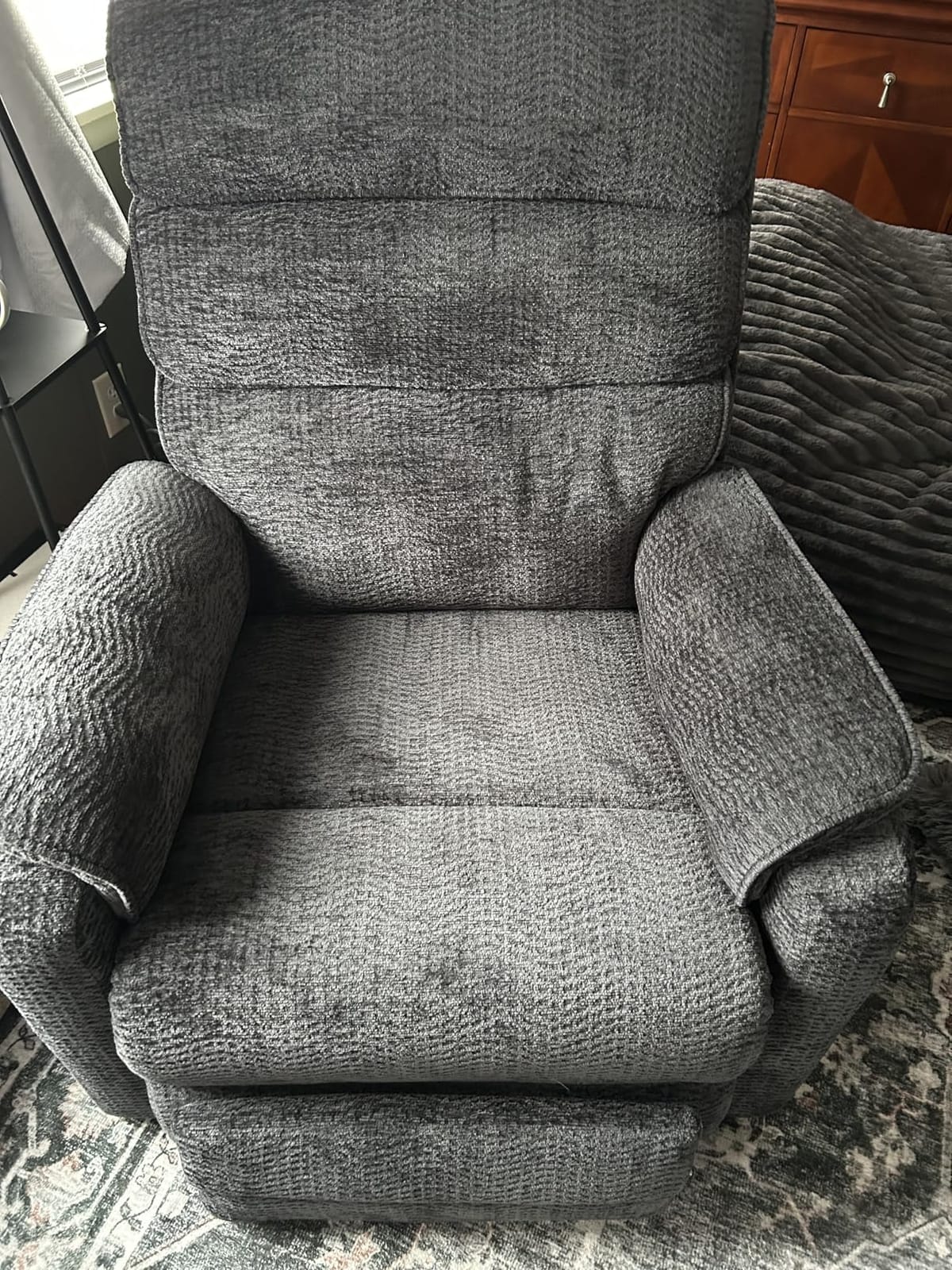 DYNOX 9398L Big & Tall Power Lift Recliner, Extended Footrest, Dark Grey customer photo 1