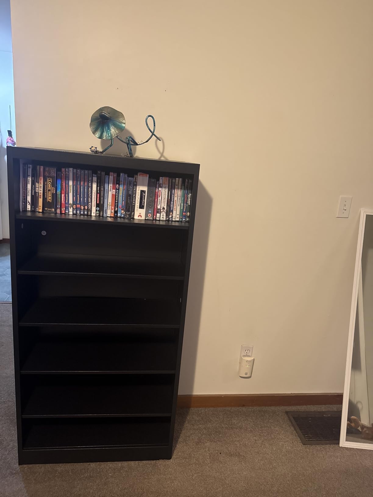 Metal DVD Storage Cabinet, 7 Tier Tall Media Shelf with Adjustable Shelves, Freestanding CD & DVD Rack Tower Bookshelf for Living Room, Home Entertainment, Music Corner, Black customer photo 2
