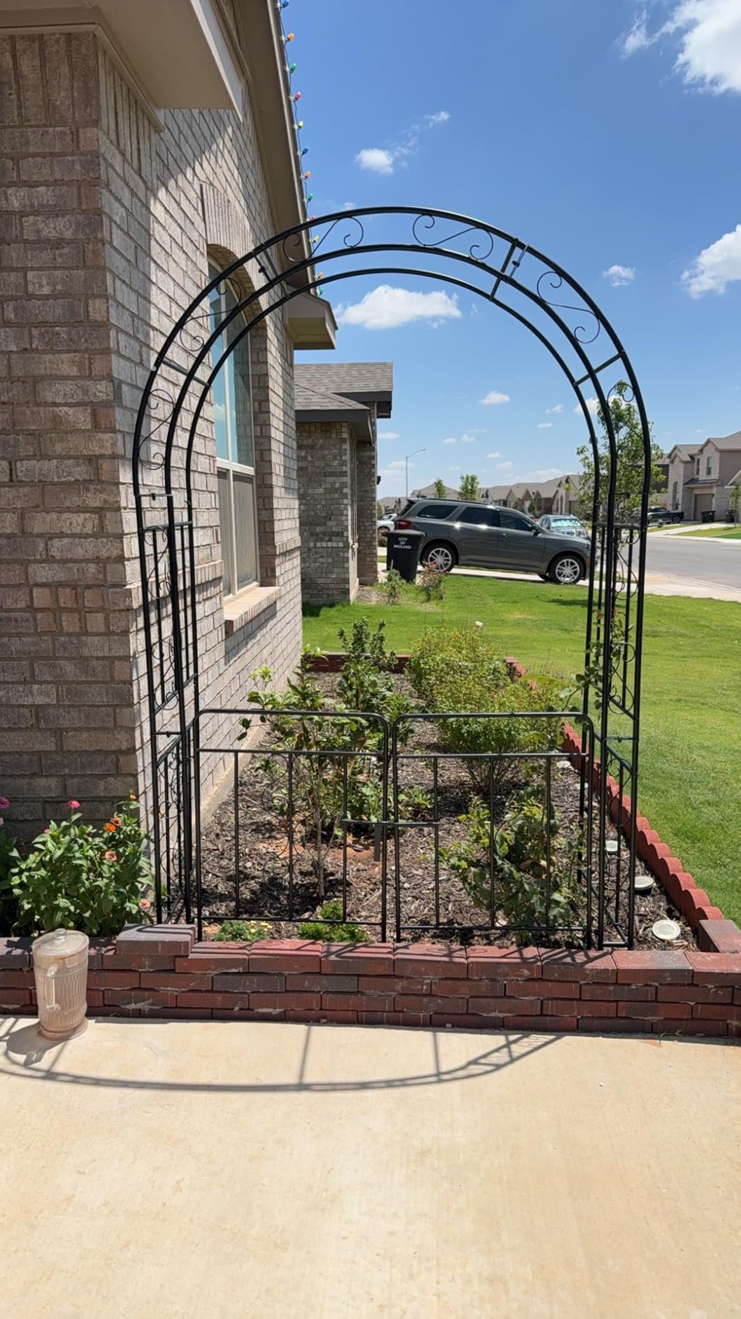 Giantex 84'' Metal Garden Arbor with Gate, Arch Trellis for Climbing Plants | Heavy-Duty Wedding Archway for Ceremony Party Outdoor Decoration, Patio Pergola for Backyard Lawn Pathway customer photo 1