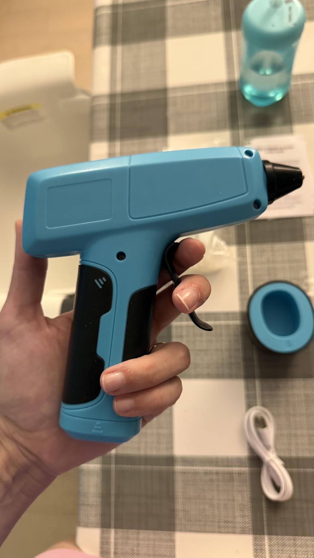 Hot Glue Gun Cordless - USB Rechargeable 4000mAh Wireless Mini Glue Gun with 25Pcs Glue Sticks Set, Heating Fast & Smart Power-Off for Crafts DIY Arts Home Repairs Blue customer photo 1