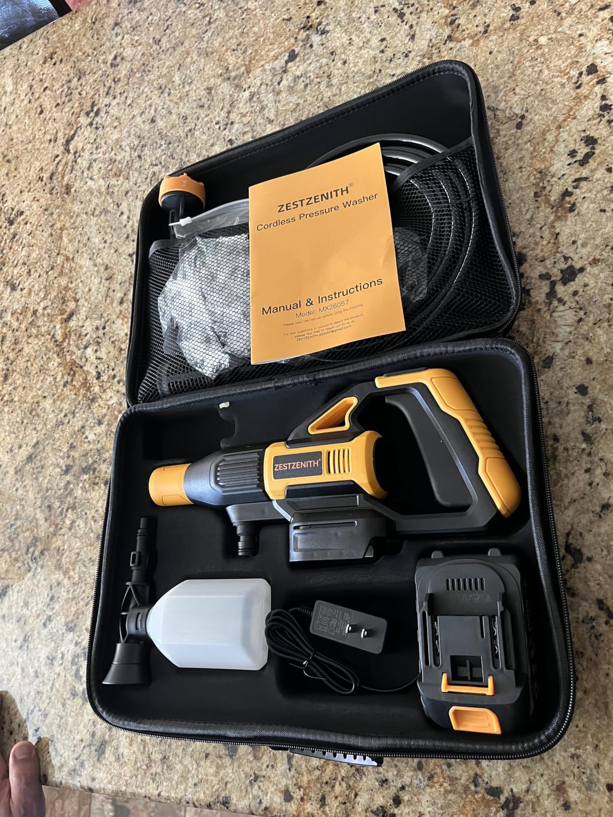 Cordless Pressure Washer Battery Powered, Handheld Cordless Power Washer (GlowYellow-Black) customer photo 2