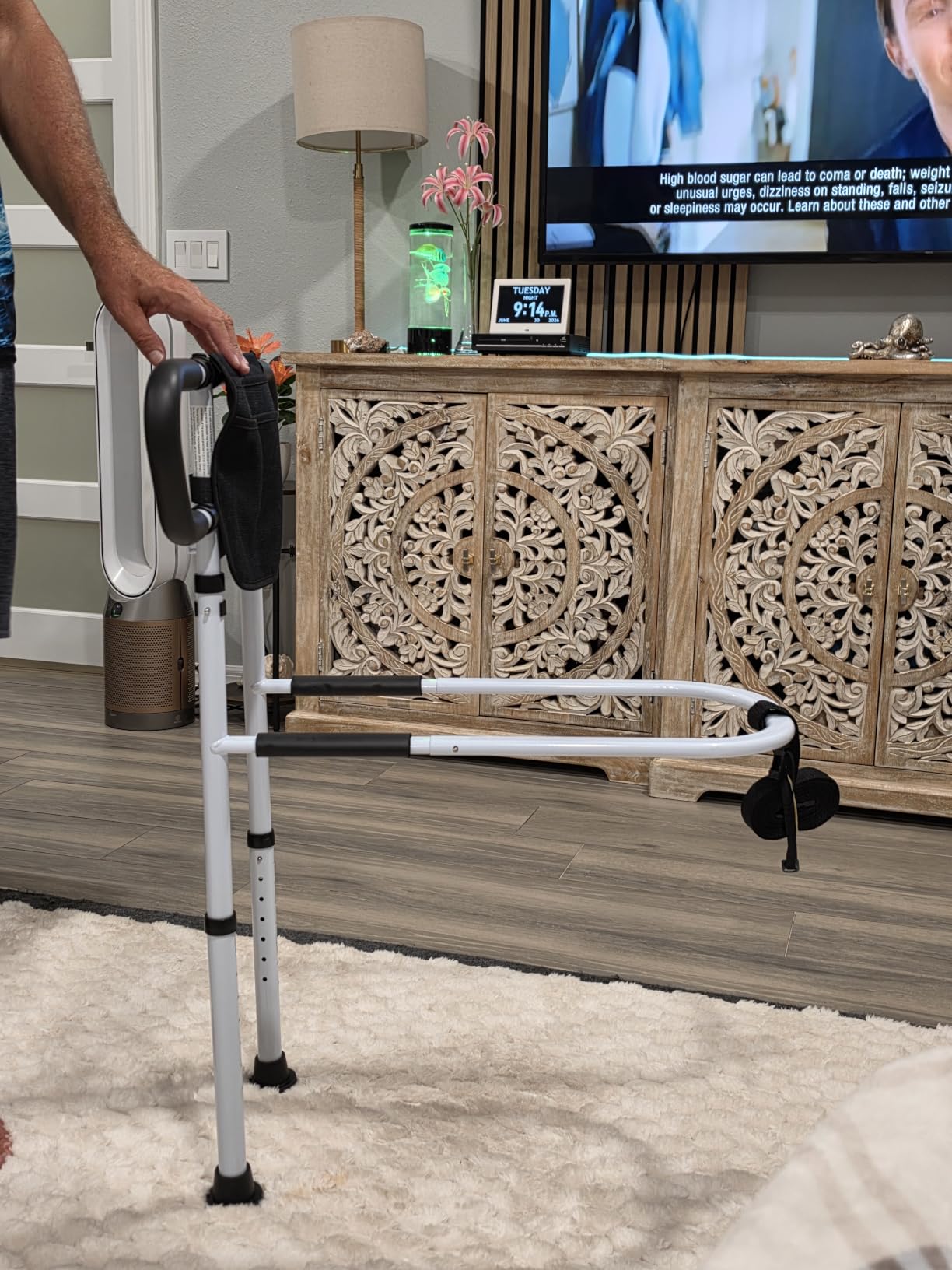 KUBYA Bed Rails for Elderly Adults Safety, Adjustable Bed Assist Rail for Seniors with Motion-Activated LED Light - 400 lbs Heavy Duty, Easy to Install, Fits 14.0