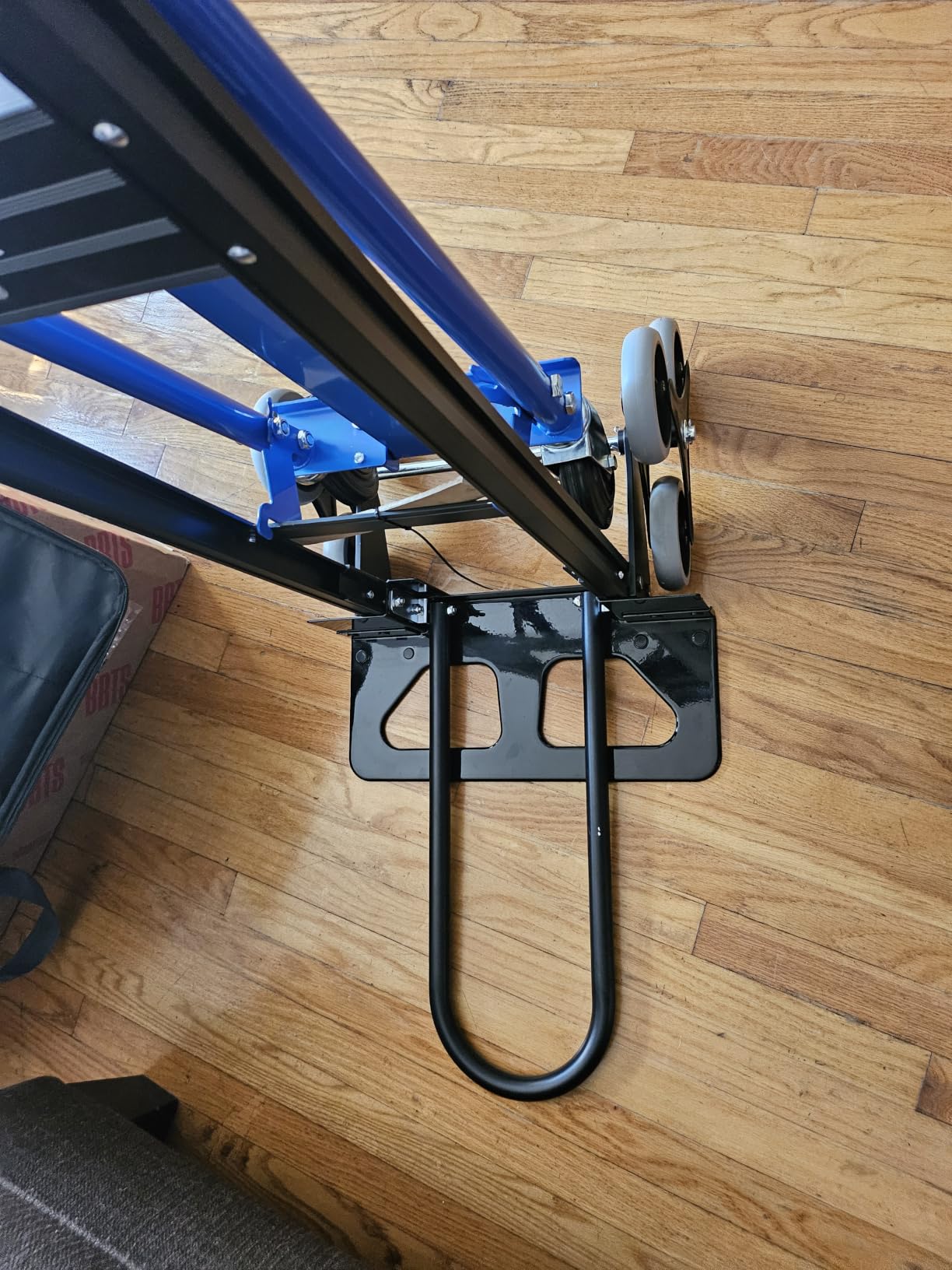 Heavy Duty 1000LBS Stair Climbing Dolly, 3 in 1 Convertible Hand Truck, Red | Aluminum Foldable Cart with Solid Rubber Tri-Wheels, Loop Handle and 2 Bungee Cords for Moving, Travel and Office customer photo 2