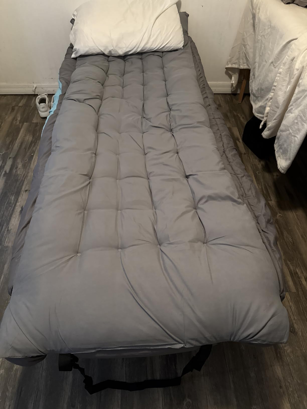 Suteck Kids Camping Cot, Comfortable Cots Bed with Blanket | Portable Sleeping Cot for Kids with Guardrail, Easy to Store and Use, Lightweight Bed for Outdoor Indoor Home customer photo 1