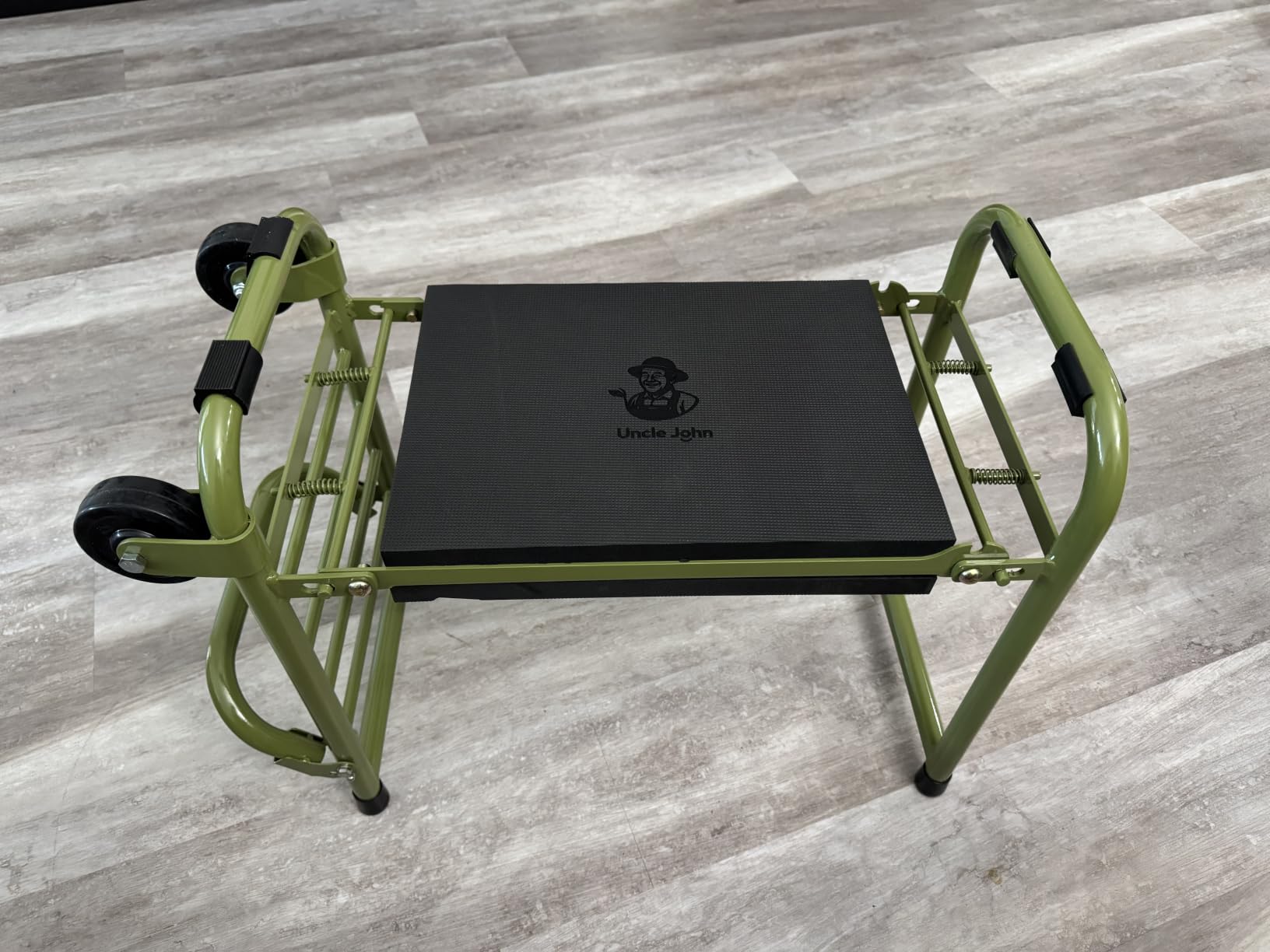 Uncle John Garden Kneeler and Seat with Rolling Hand Truck Mode customer photo 1