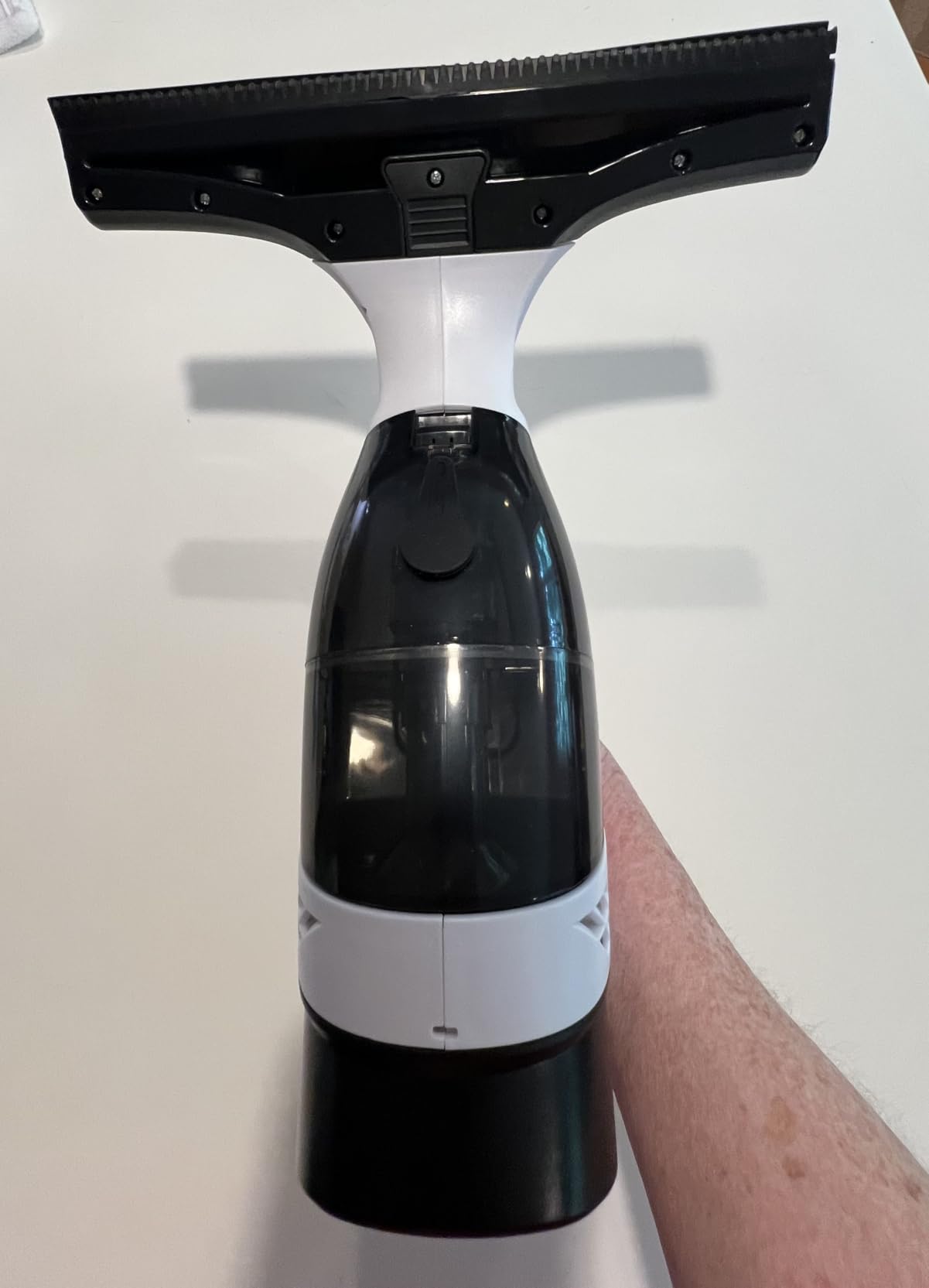 Window Vacuum Squeegee Cordless, Window Vacuum Cleaner with 2000Pa Streak-Free Suction, 30-40