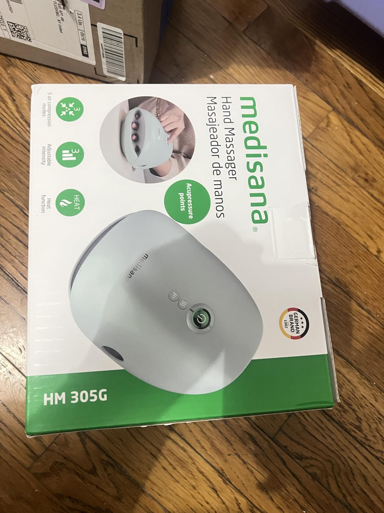 Medisana Cordless Hand Massager with Heat and Compression | Finger and Knuckle Stretching Massage Device with Air Compression, Adjustable Comfort Settings for Daily Hand Relaxation customer photo 2