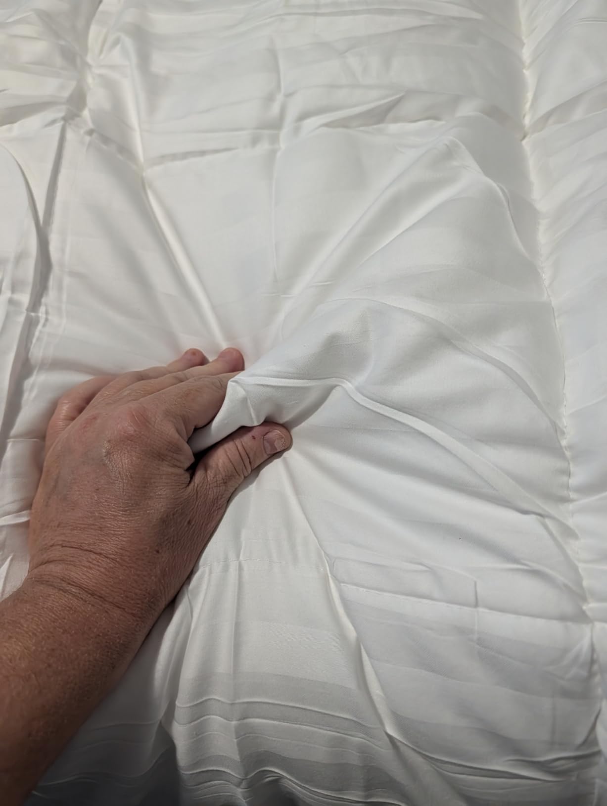 Calvin Klein Hotel Luxury King Comforter Duvet Insert Hypoallergenic | Down Alternative 100% Cotton Cover All Season Medium Warmth 106 x 92 inches White Stripe customer photo 1