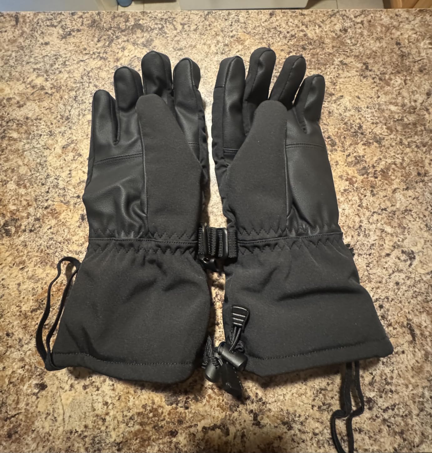 Heated Gloves for Men Women, Upgraded Electric Rechargeable Hand Warmer Ski Gloves with Touchscreen, Waterproof Winter Thermal Gloves for Outdoor Skiing Snowboarding Hunting Hiking customer photo 2