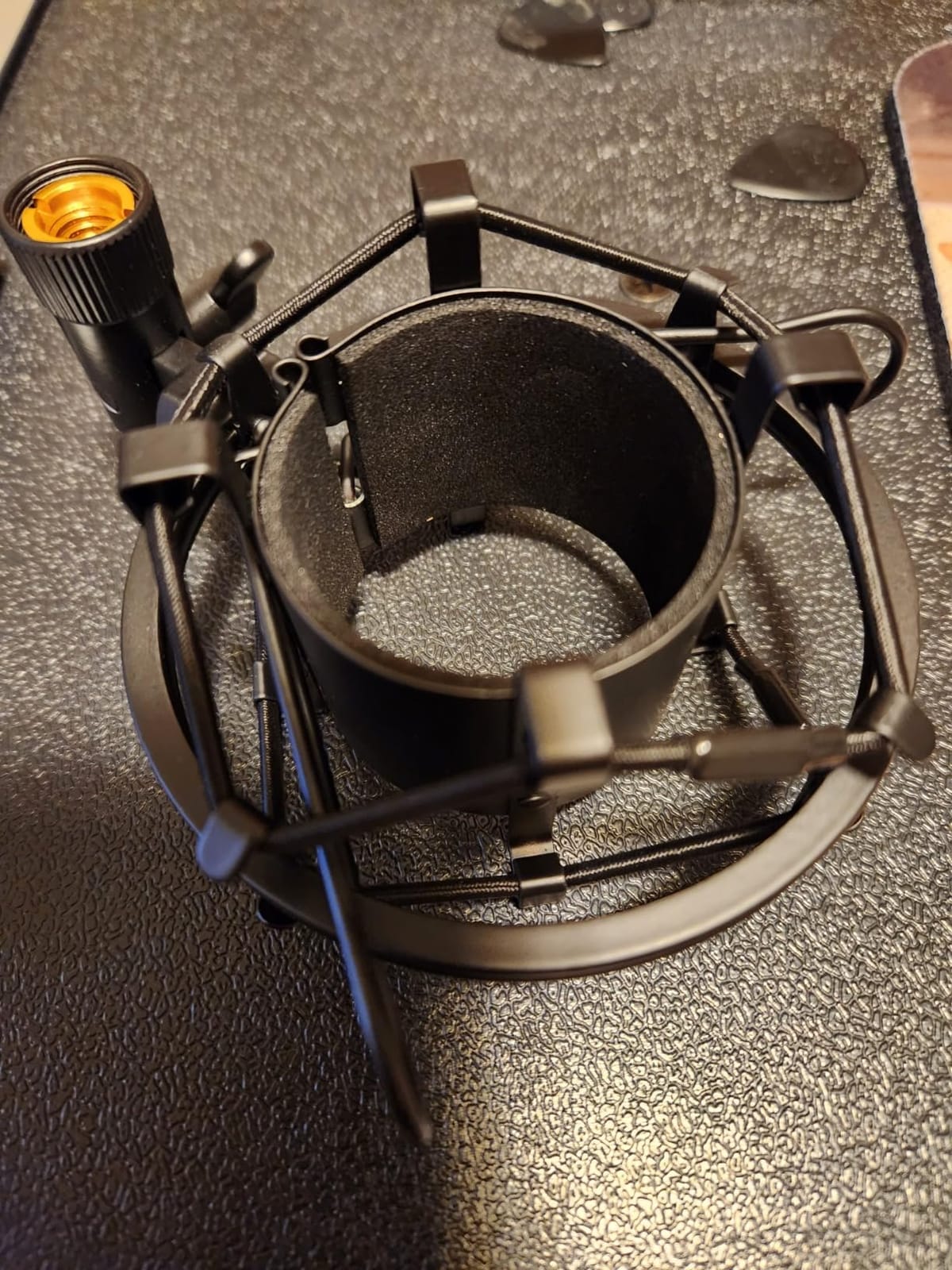 TH106 Black Spider Universal Microphone Shock Mount Holder Adapter Clamp Clip 48-51MM Large Diameter Studio Condenser Mic Anti-Vibration Mic Holder for AT2020 AT2500 customer photo 2