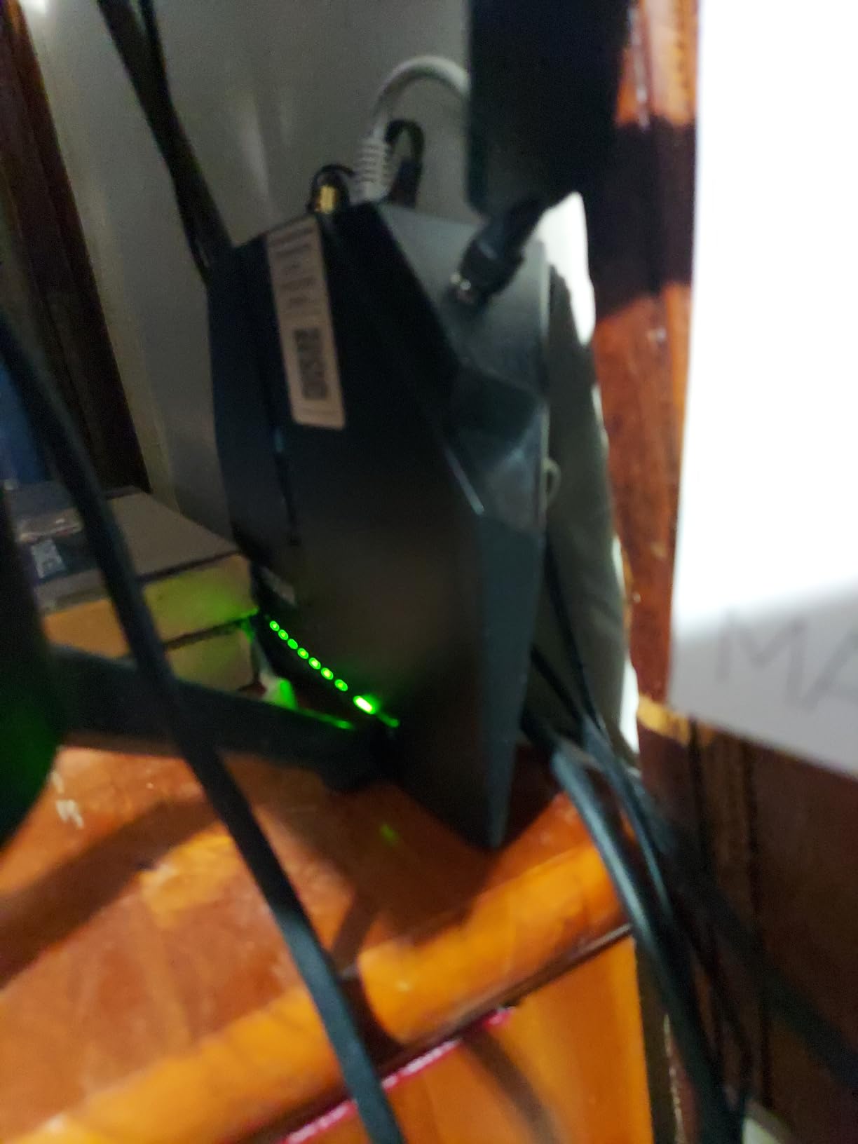 NETGEAR Cable Modem WiFi Router Combo C6220 - Compatible with All Cable Providers Including Xfinity by Comcast, Spectrum, Cox | for Cable Plans Up to 200 Mbps | AC1200 WiFi Speed | DOCSIS 3.0 customer photo 2