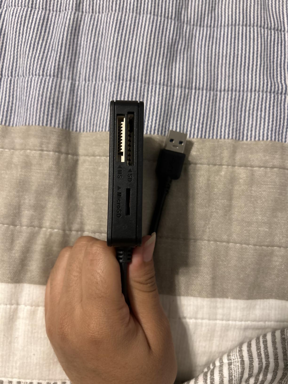 SmartQ C368 USB 3.0 Card Reader - Plug & Play, Compatible with Apple & Windows, Supports SD, Micro SD, MS, CF Cards customer photo 2