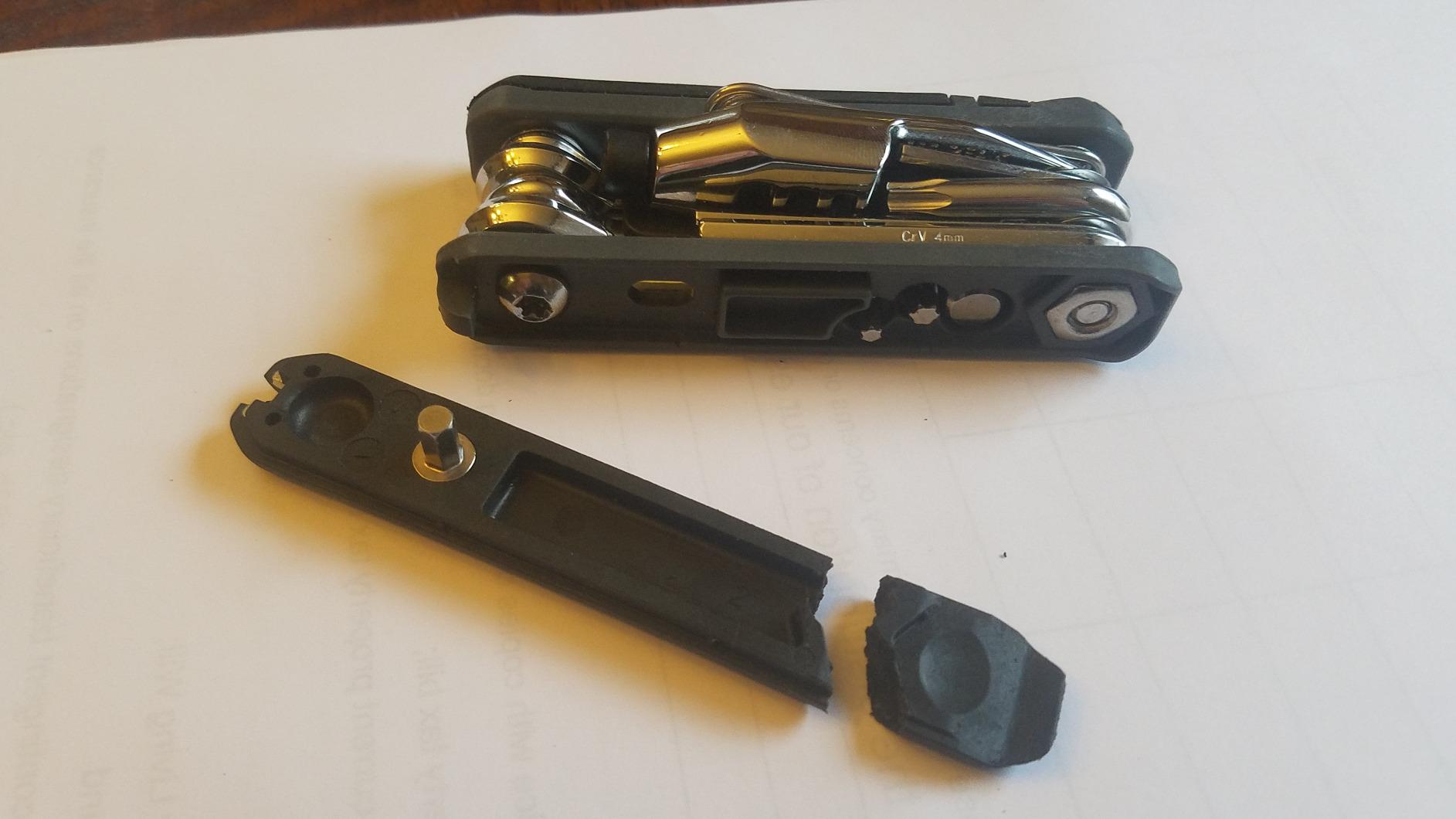 Topeak Hexus X Multi-Tool, 21-Function Bike Repair with Chain Tool, Tire Levers and Presta Core, Compact Chrome Vanadium Design for Road and Mountain Bikes customer photo 1