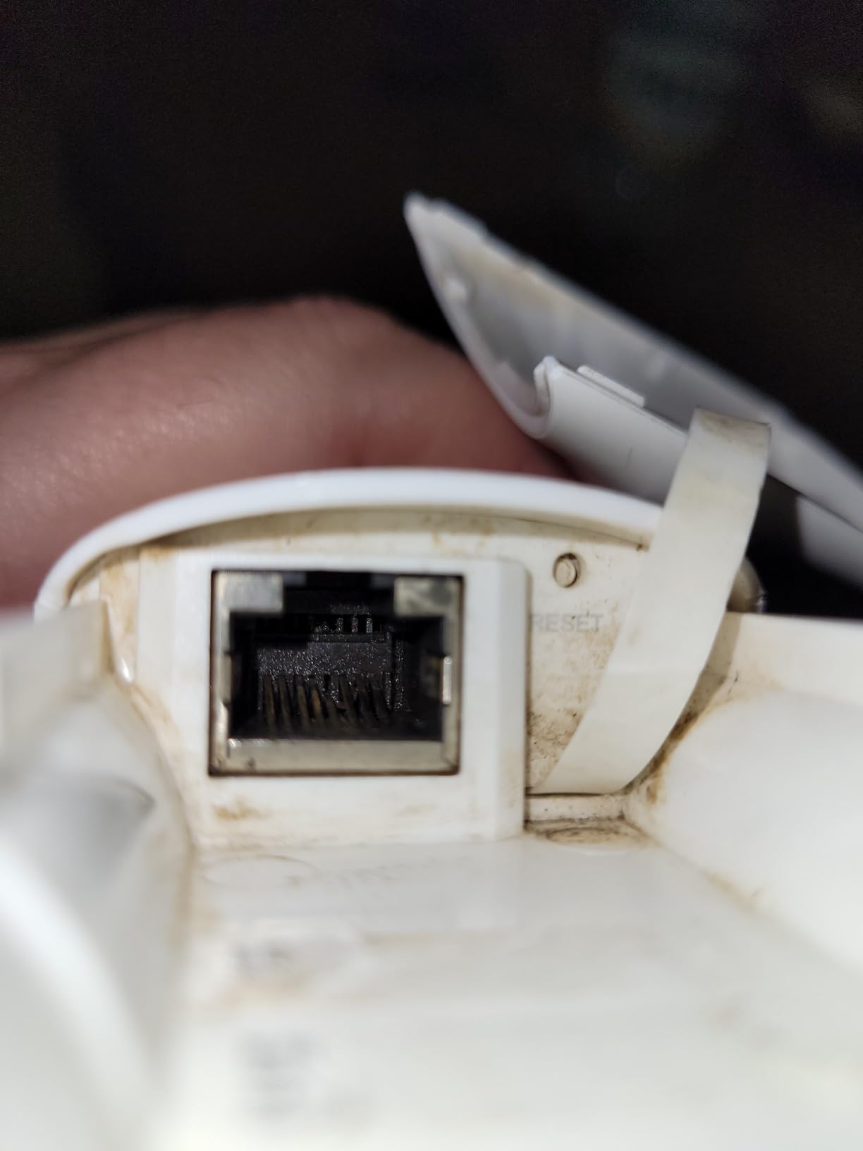 Omada AC1200 Outdoor Wireless Access Point, w/PoE Injector(EAP225-Outdoor) customer photo 1