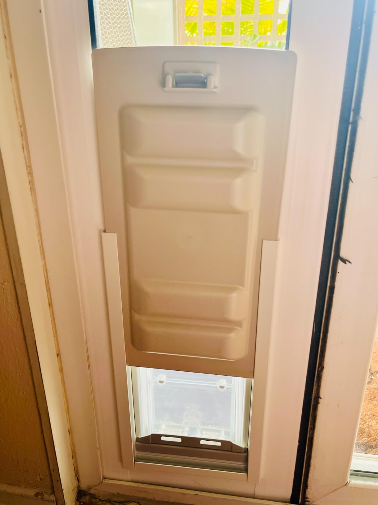 Endura Flap Pet Door for Vinyl Sliding Glass Doors | Weatherproof & Insulated Dog Door for Vinyl Sliders | Durable with Secure Locking Cover | White, Medium Flap, 74.75