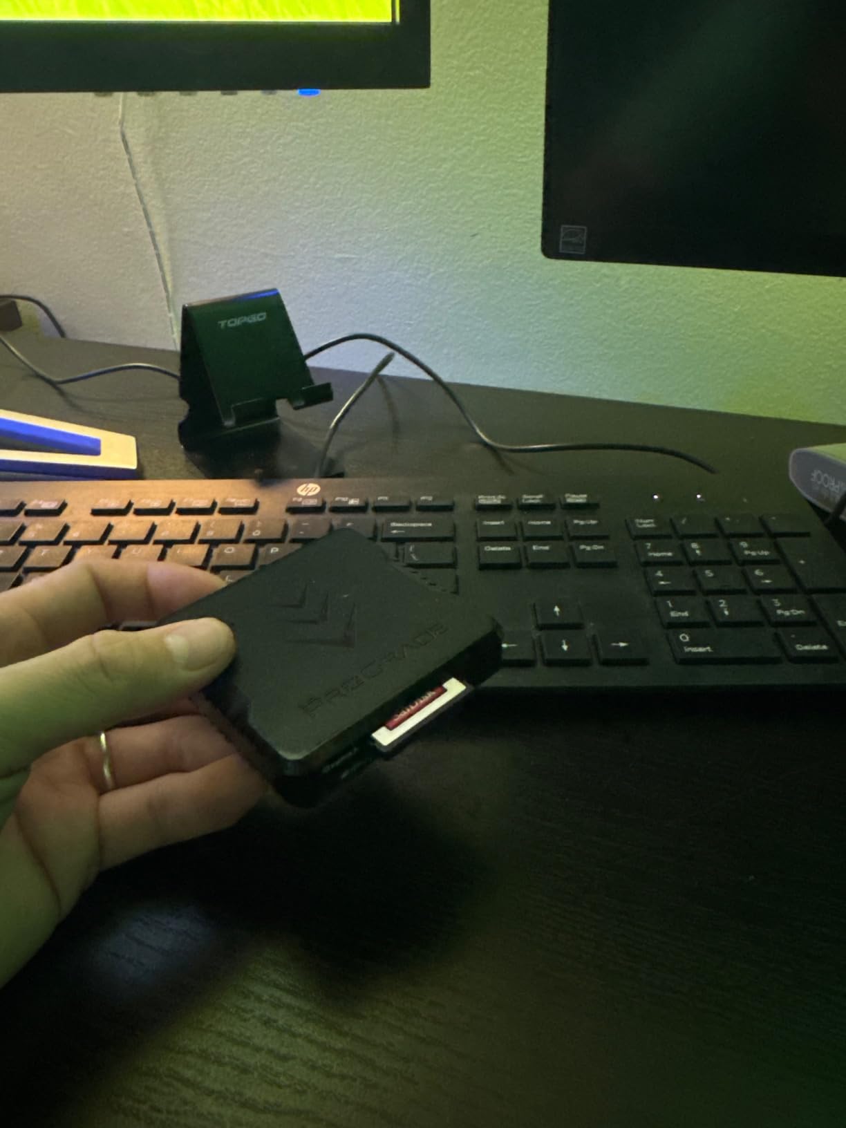 ProGrade Digital CFexpress Type B & SDXC Card Reader USB 3.2 (PG05.5) customer photo 2