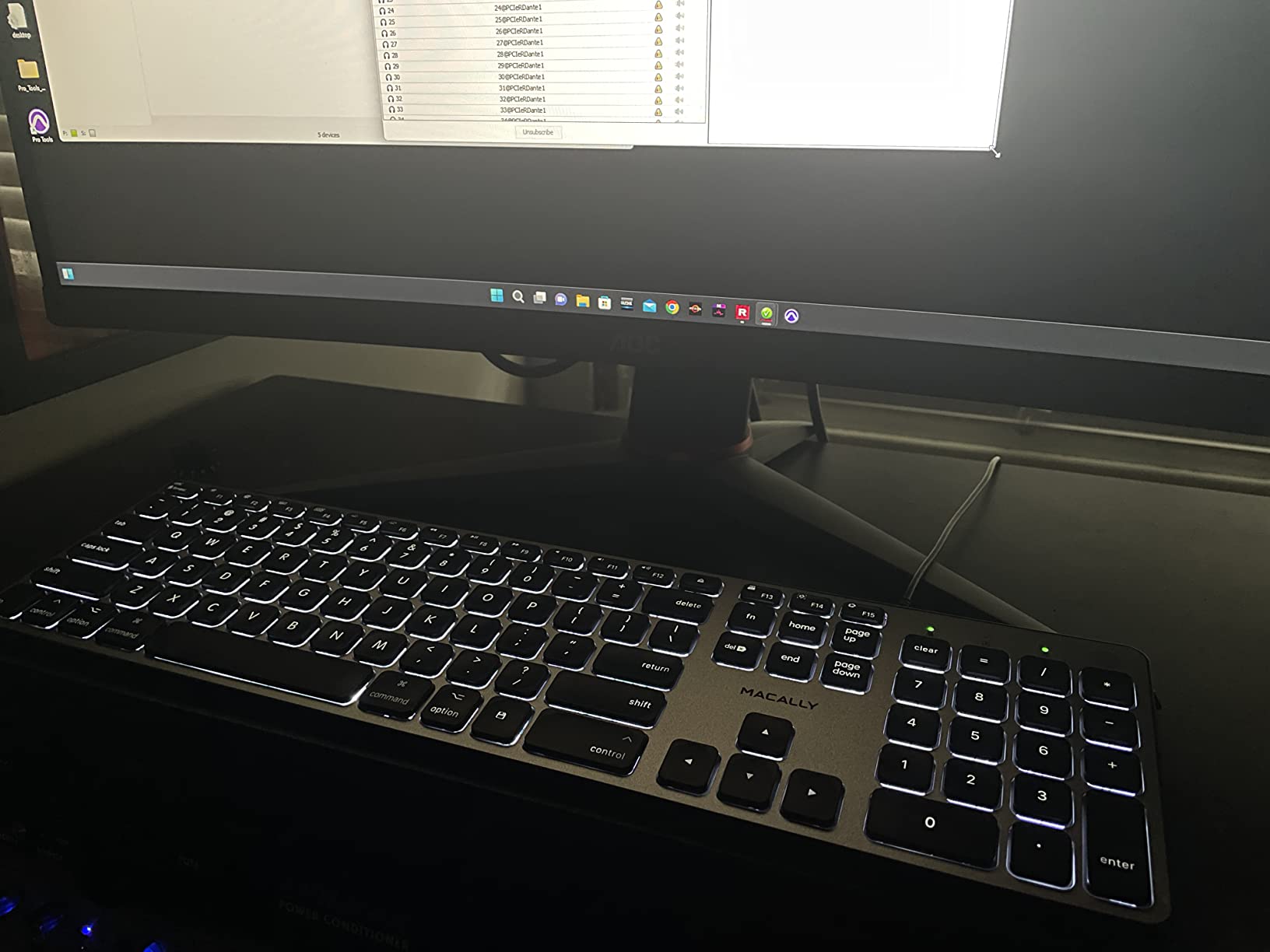Macally Backlit Mac Keyboard - Quiet, Sleek, and Functional - 3 Brightness Levels, 107 Keys, 5ft USB Wired - Apple Keyboard - Backlit Wired for Mac, iMac, MacBook Pro/Air - Space Gray customer photo 1